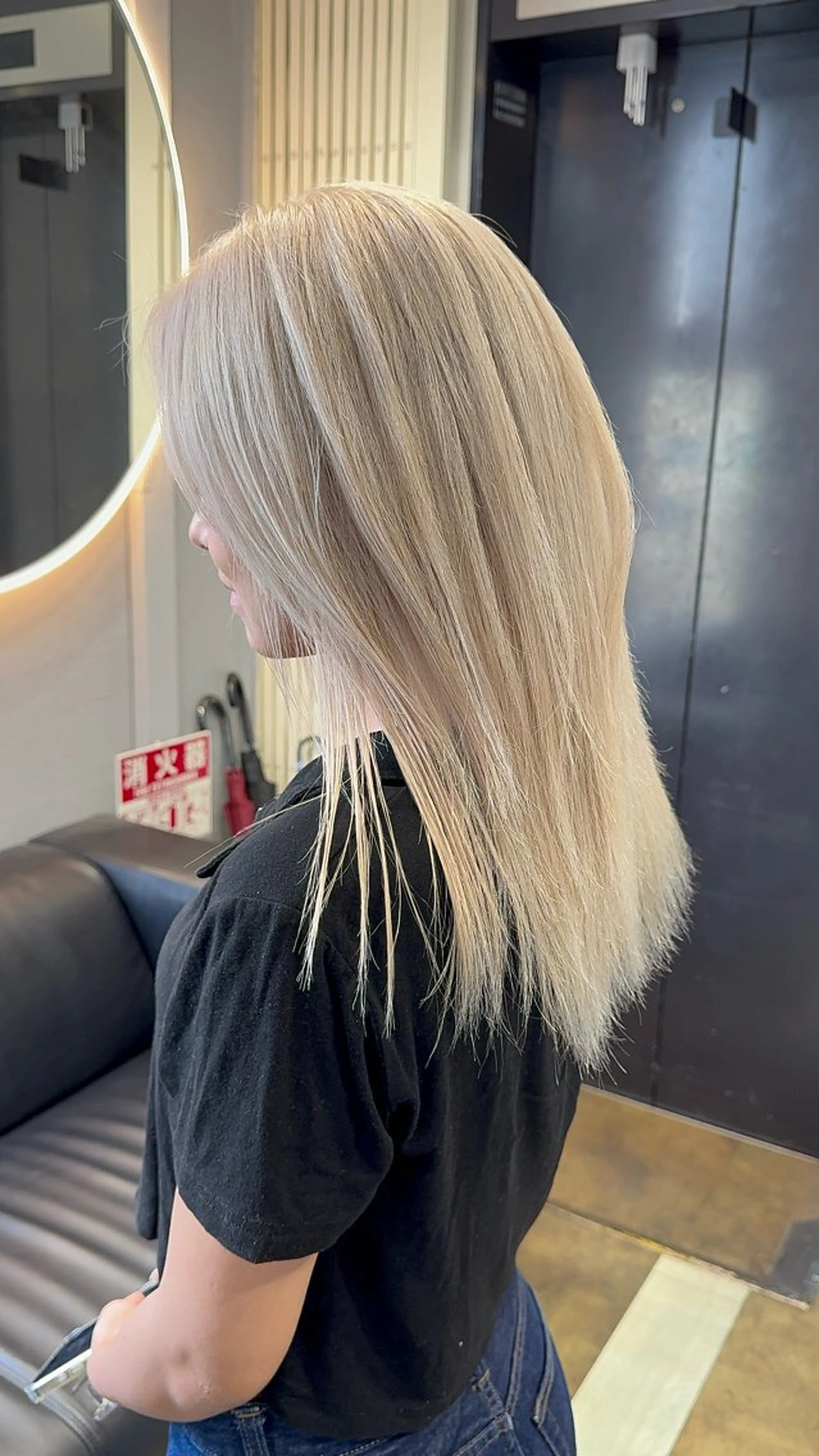 ミディアム カラー dao/ミルクティー /ブラウン/ブロンドのヘアスタイル