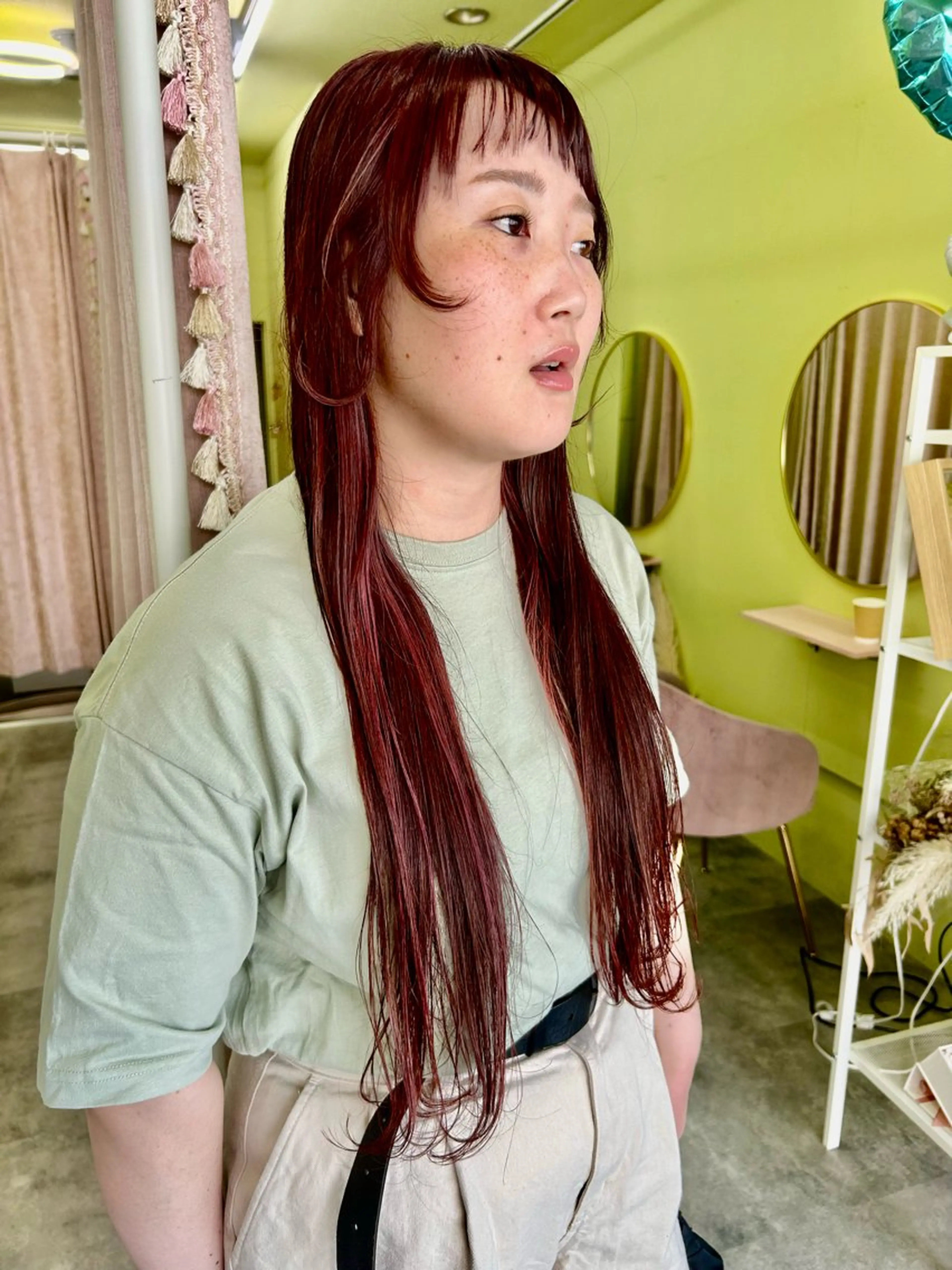 ロング カラー ブリーチ ボルドーカラー ブリーチなしカラー popi 片岡のヘアスタイル