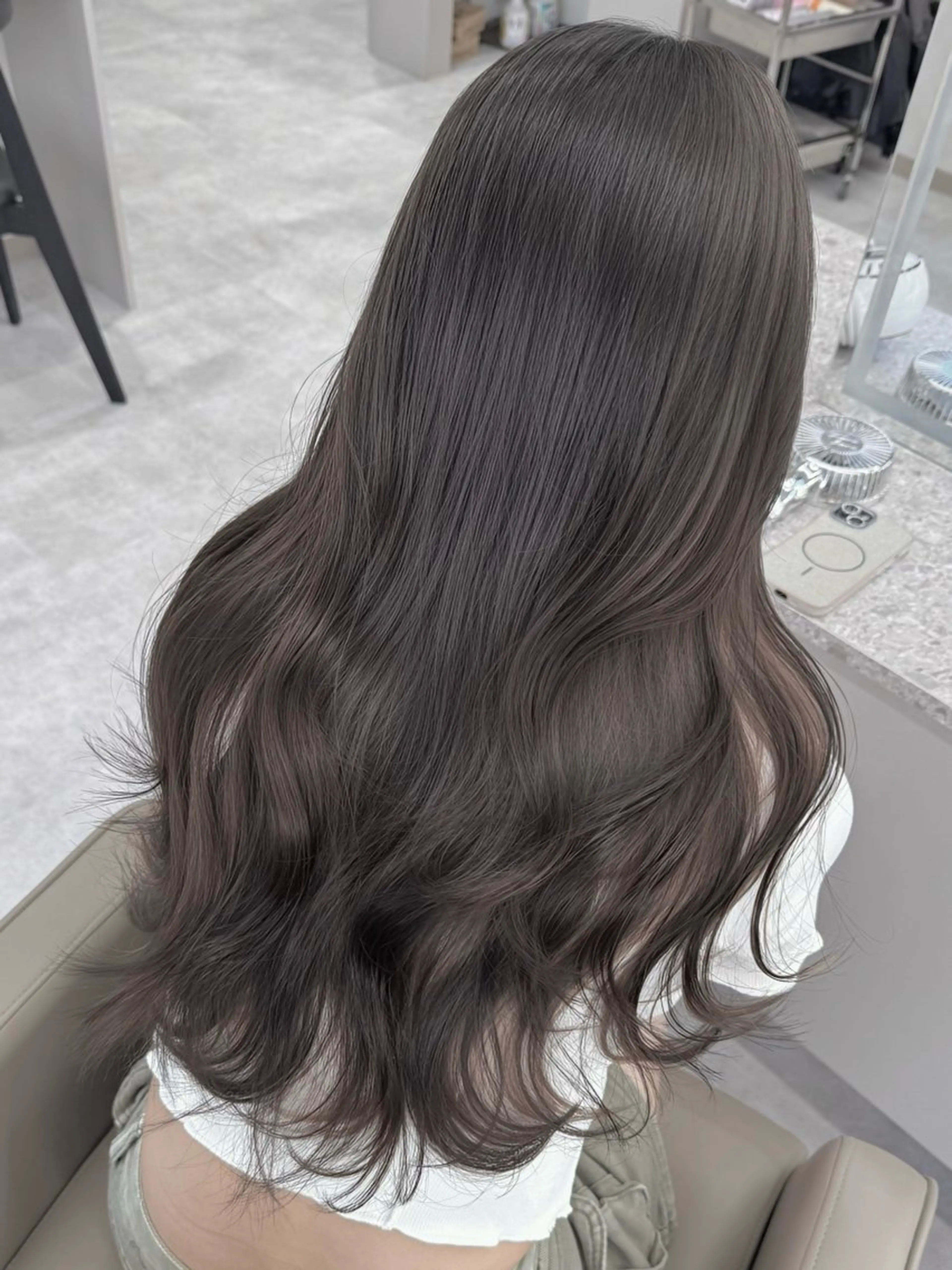 ロング ヘアカラー すずか ／艶感カラー🪽🫧のヘアスタイル