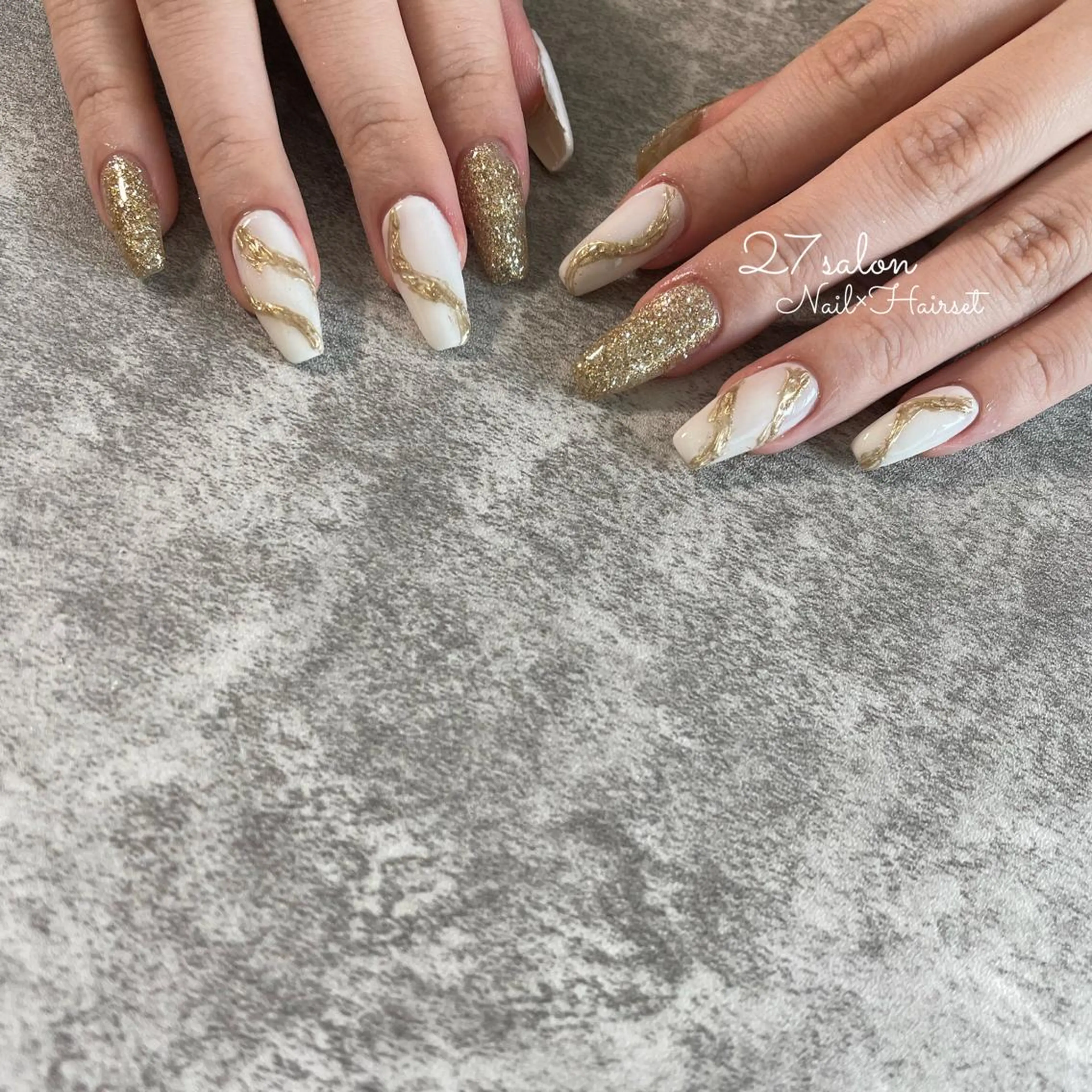 ネイル ミラーネイル ホワイト 27salon yuinaのネイルデザイン