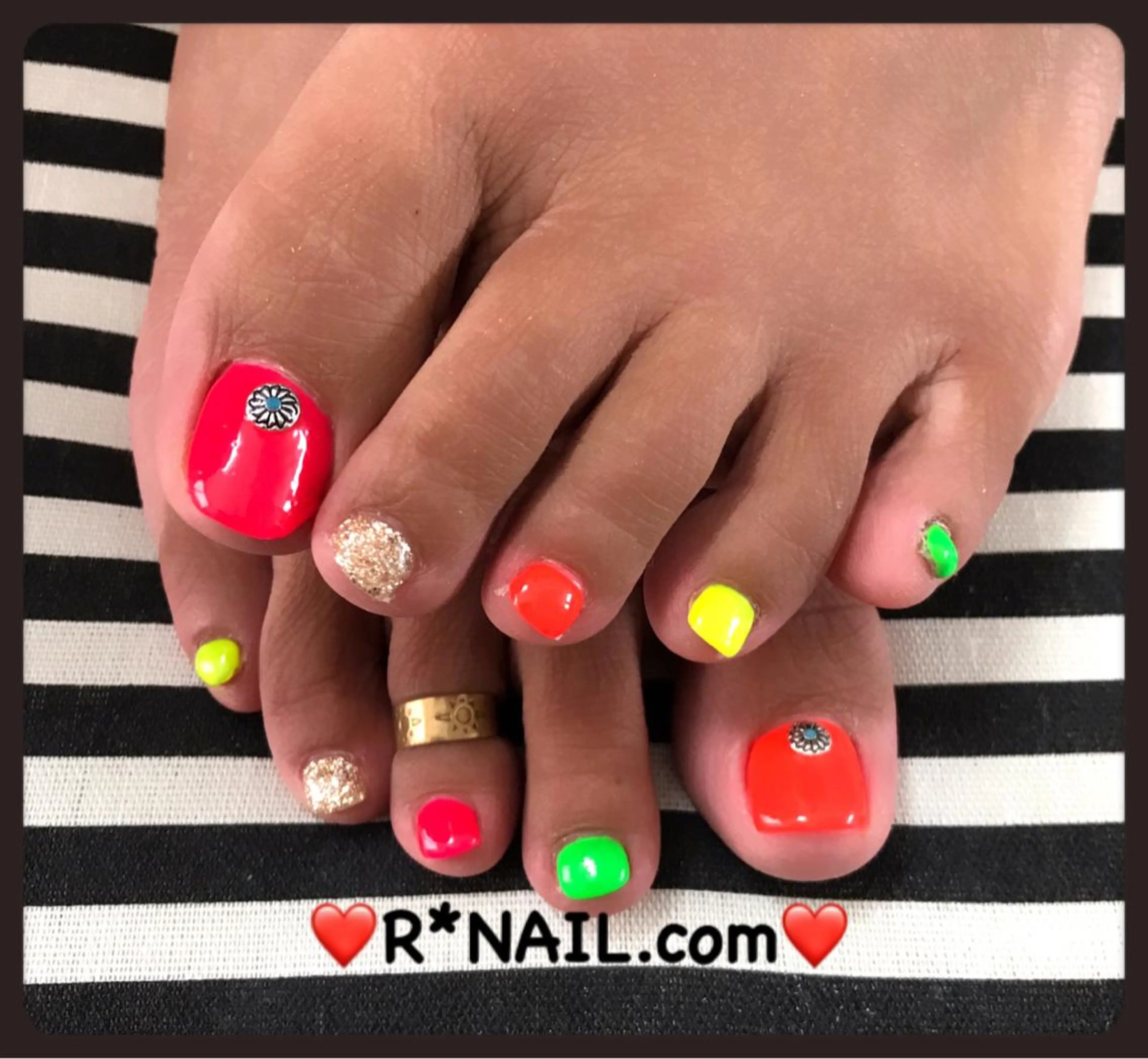 ネイル R*NAIL .comのネイルデザイン