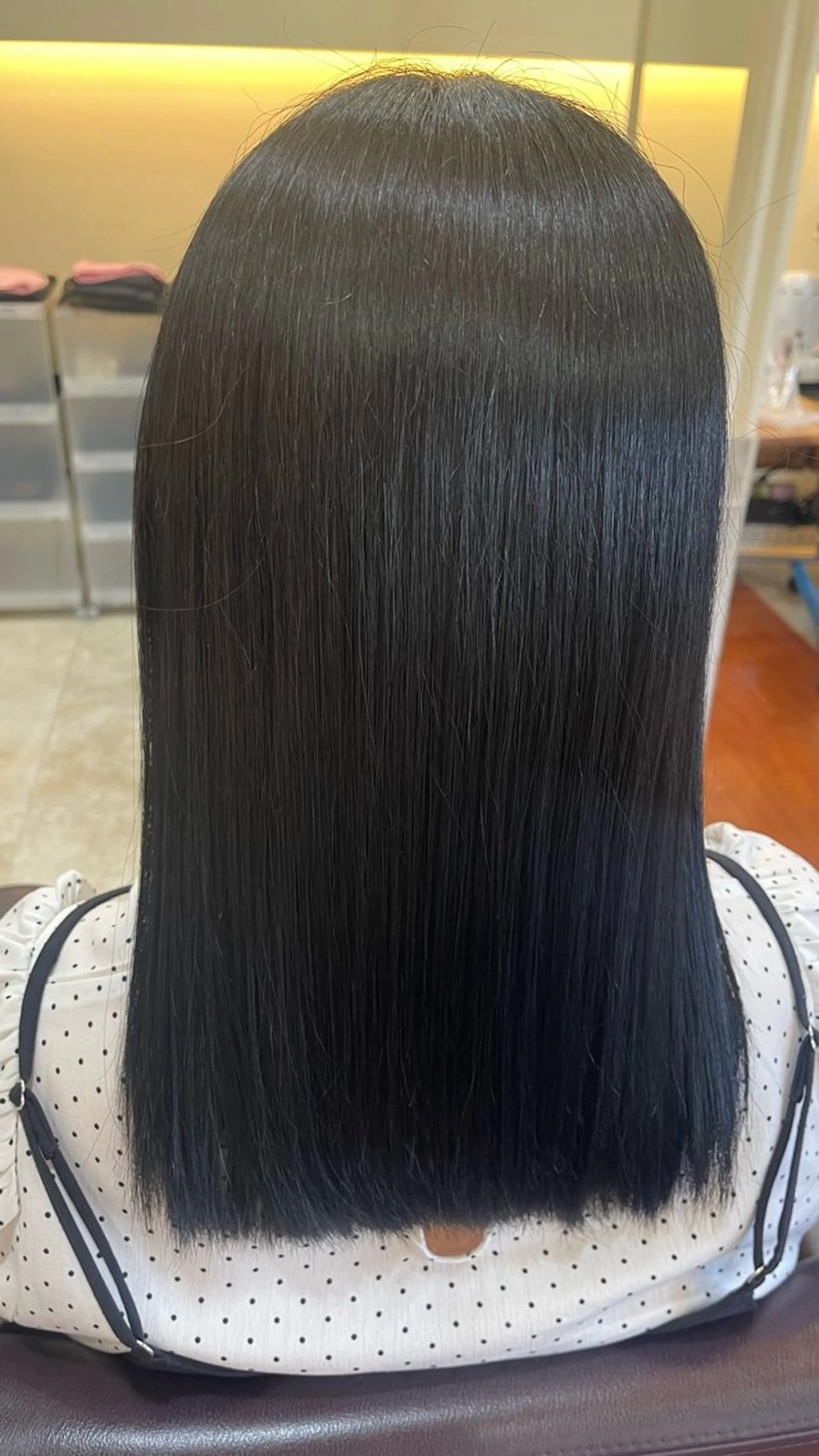 セミロング ヘアカラー 端野七海 縮毛矯正のヘアスタイル