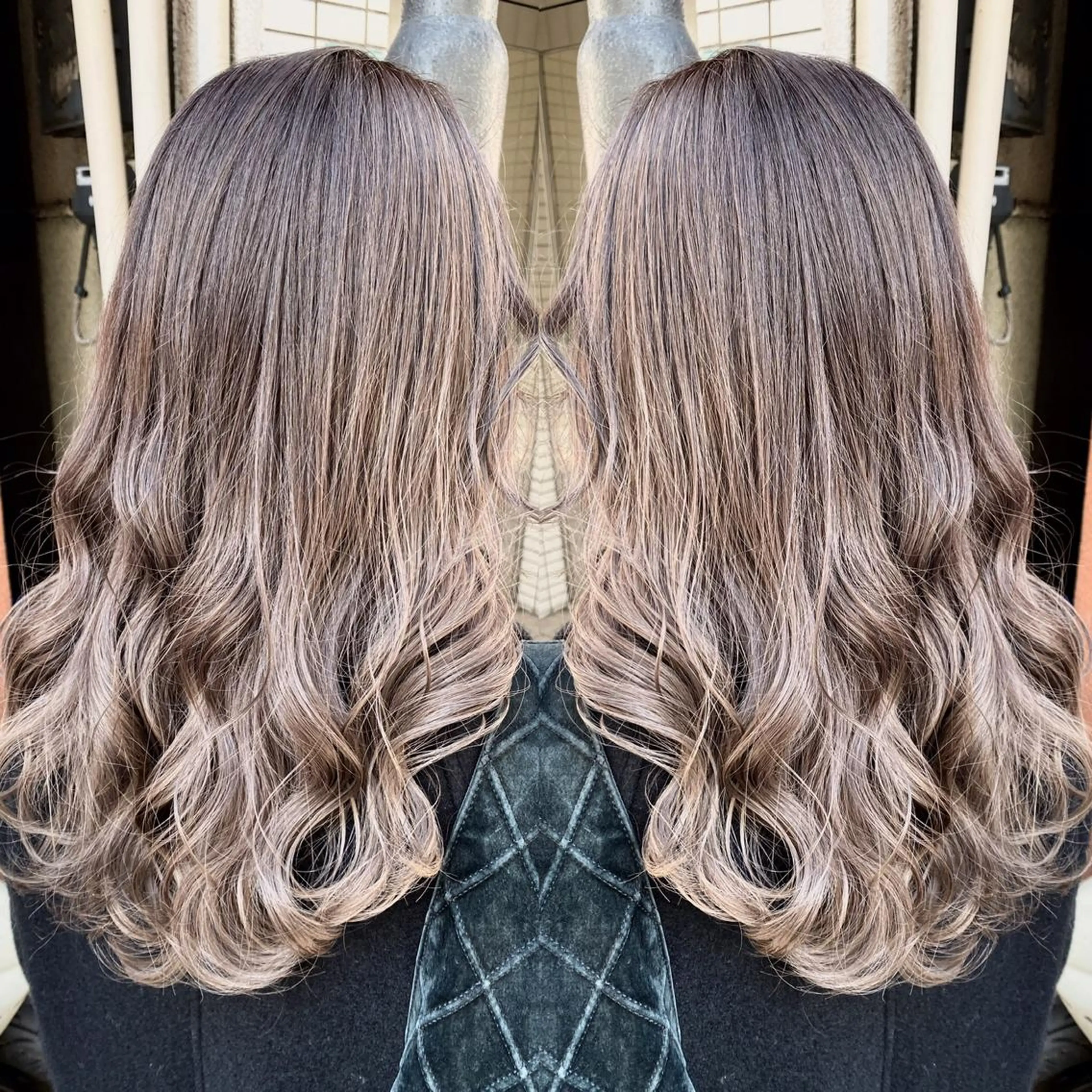 セミロング カラー パーマ ヘアアレンジ アッシュ バレイヤージュ ベージュカラー ブリーチ 透明感カラー カット ヘアカラー トリートメント 👑指名率No.1 👑坂口飛翔のヘアスタイル