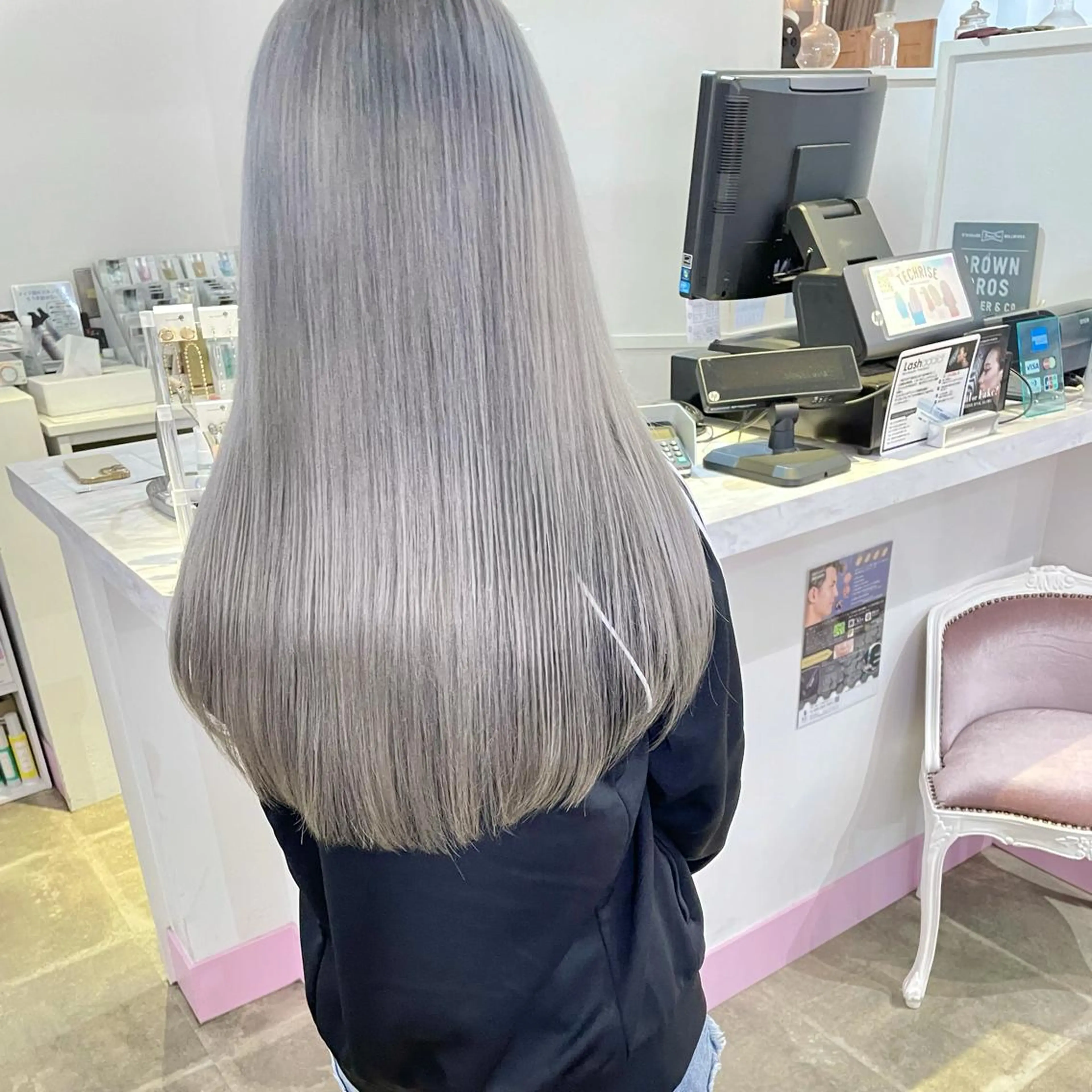 他店ブリーチムラ修正＋トリートメントの写真