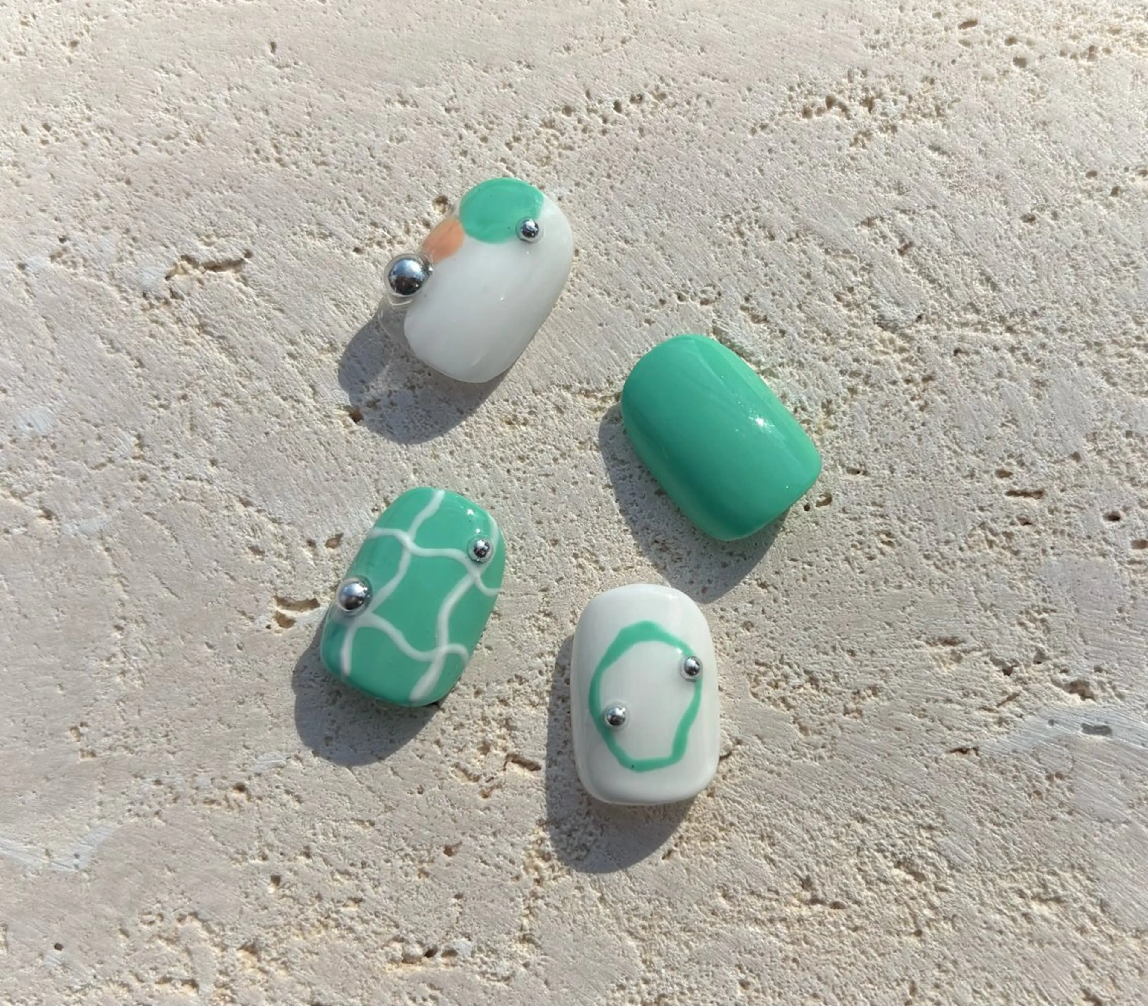 ネイル ハンドネイル Atelier Leaf《ｱﾄﾘｴﾘｰﾌ》所属・Atelier Leafのネイルデザイン