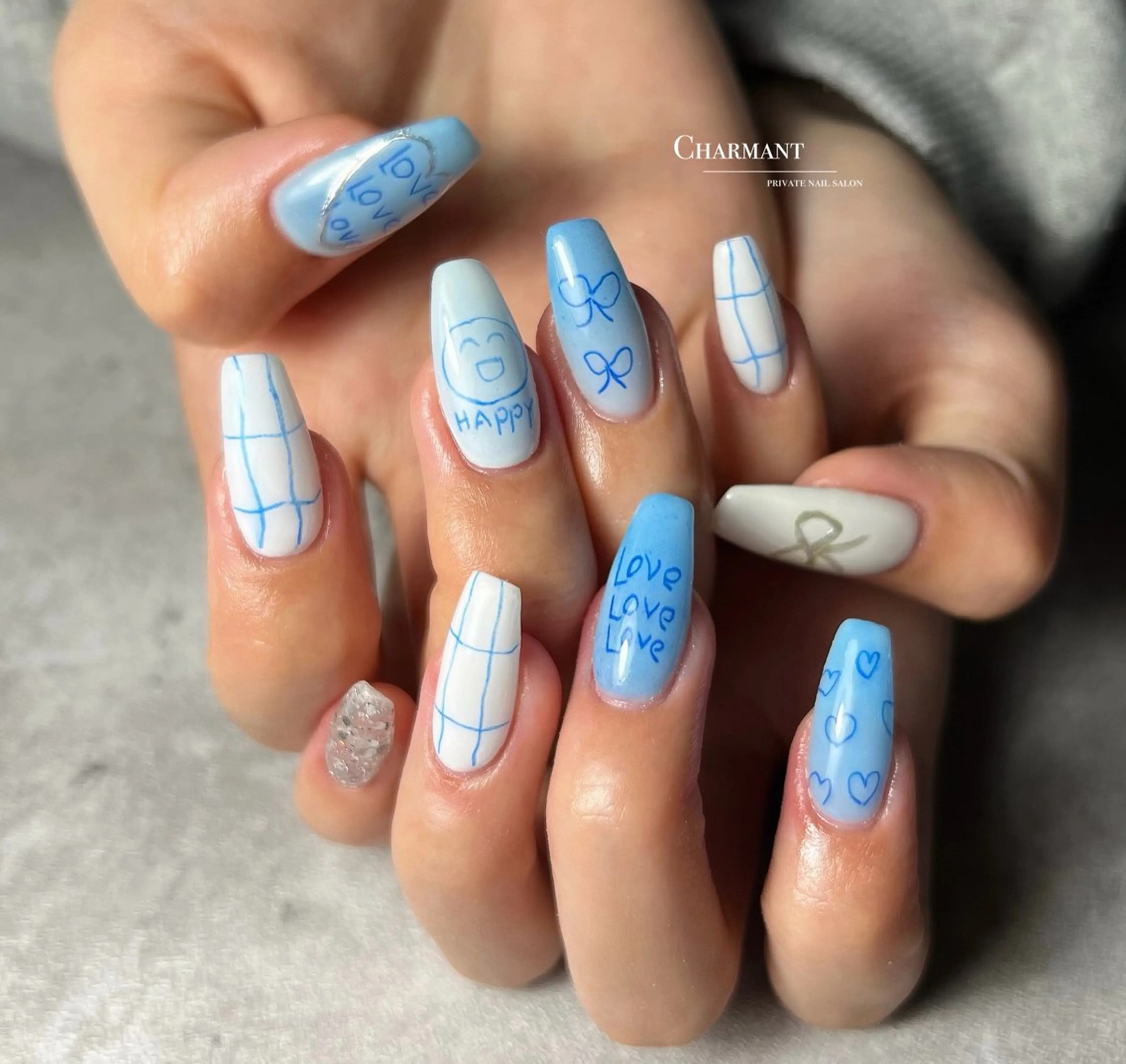ネイル Minako 【Charmant】のネイルデザイン