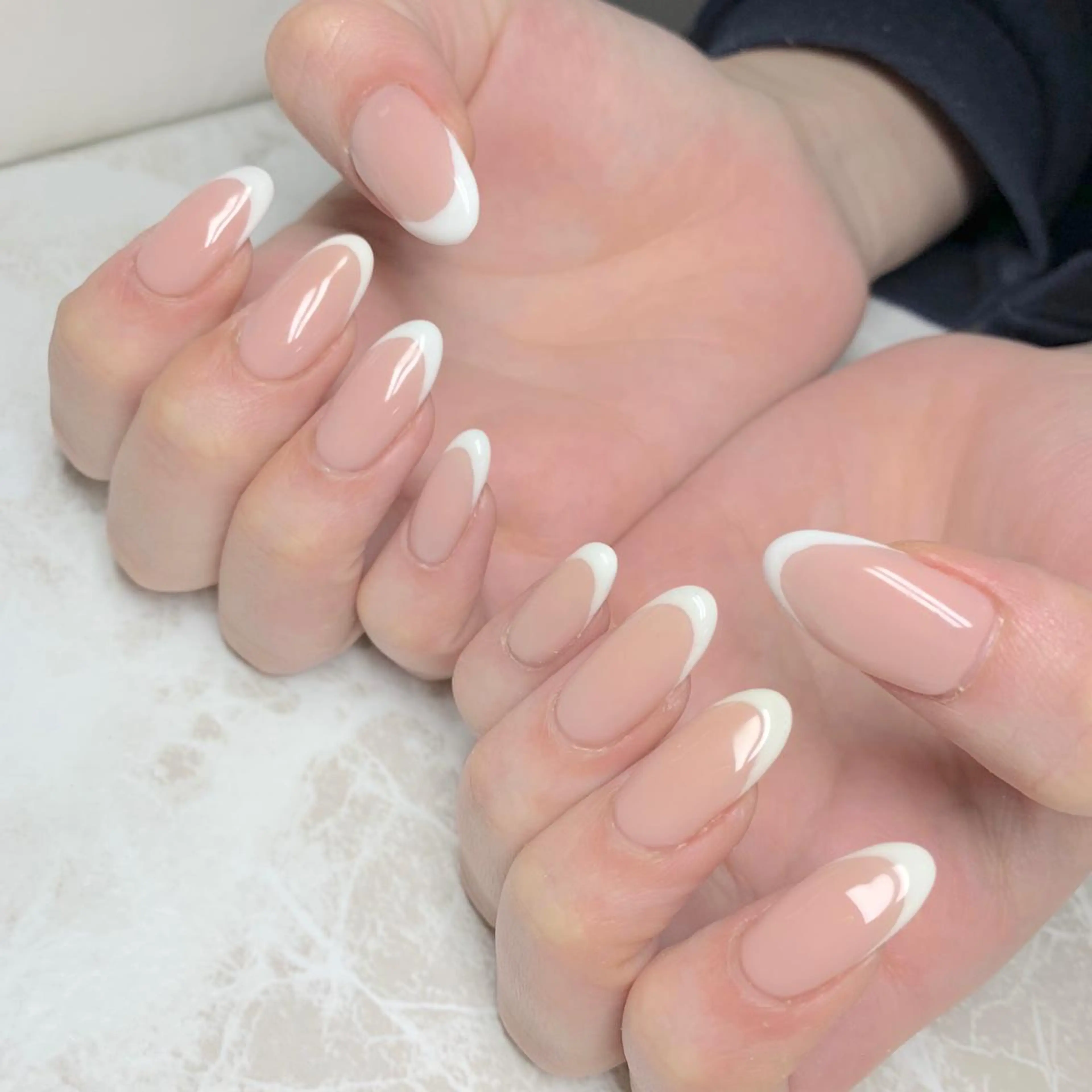 ネイル クリアネイル フレンチネイル ハンドネイル ハンドケア LULU LIMAのネイルデザイン