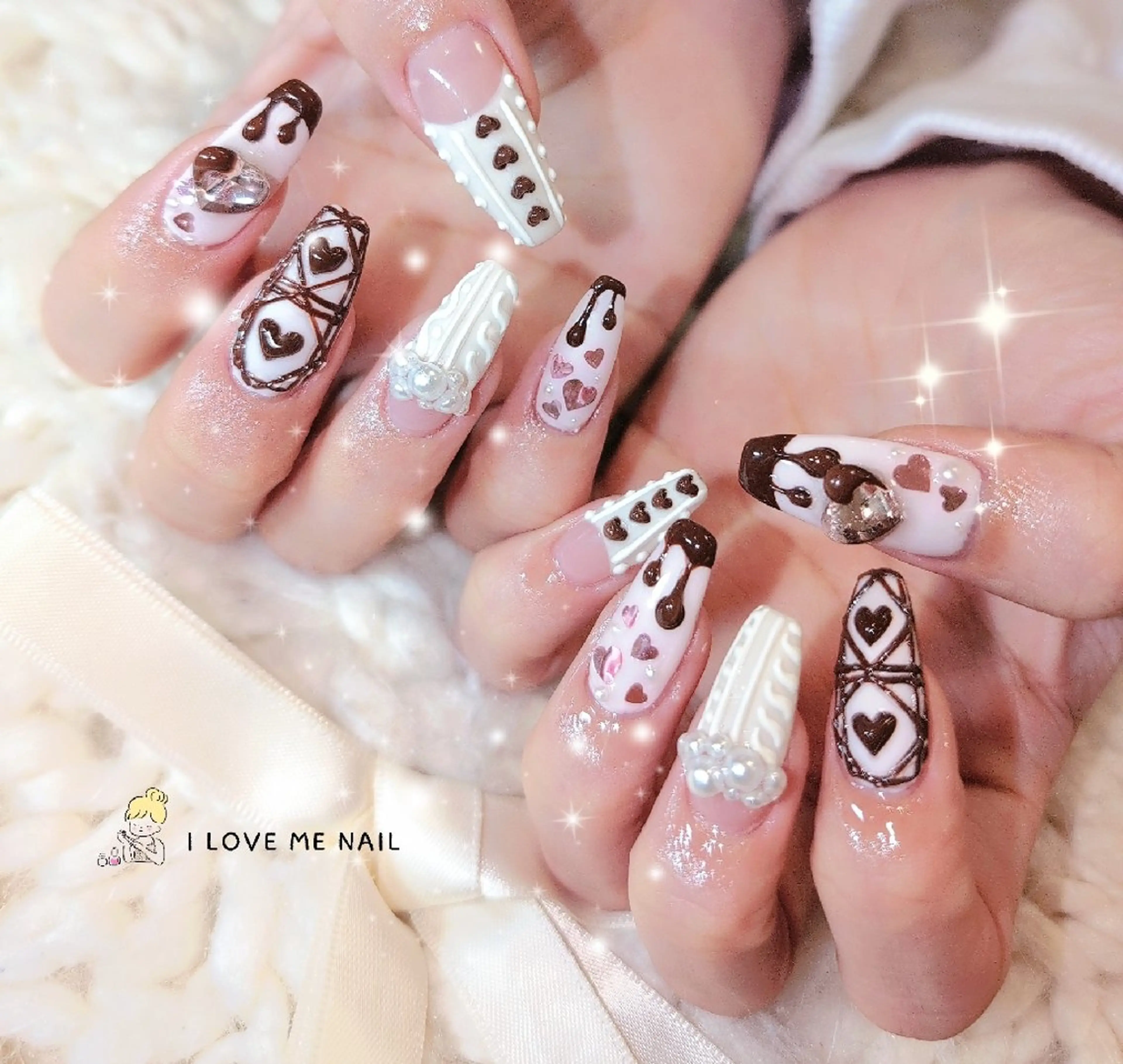 ♡要相談♡【全指立体】手描きアート+ストーンたくさんネイル🧸💓指名なしの写真