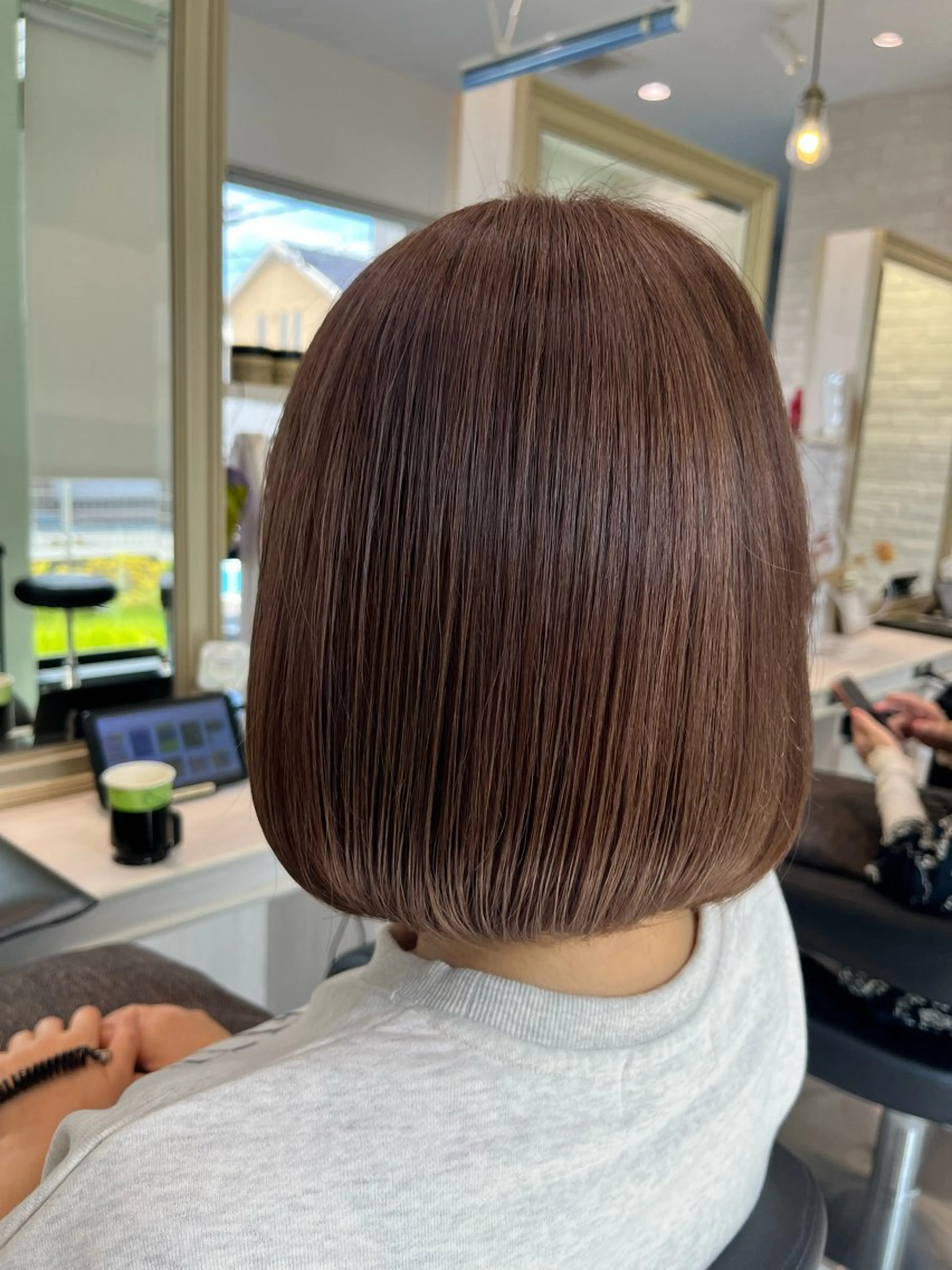 ミディアム カラー 上尾/ママ美容師🫧 𝐌𝐞𝐢のヘアスタイル