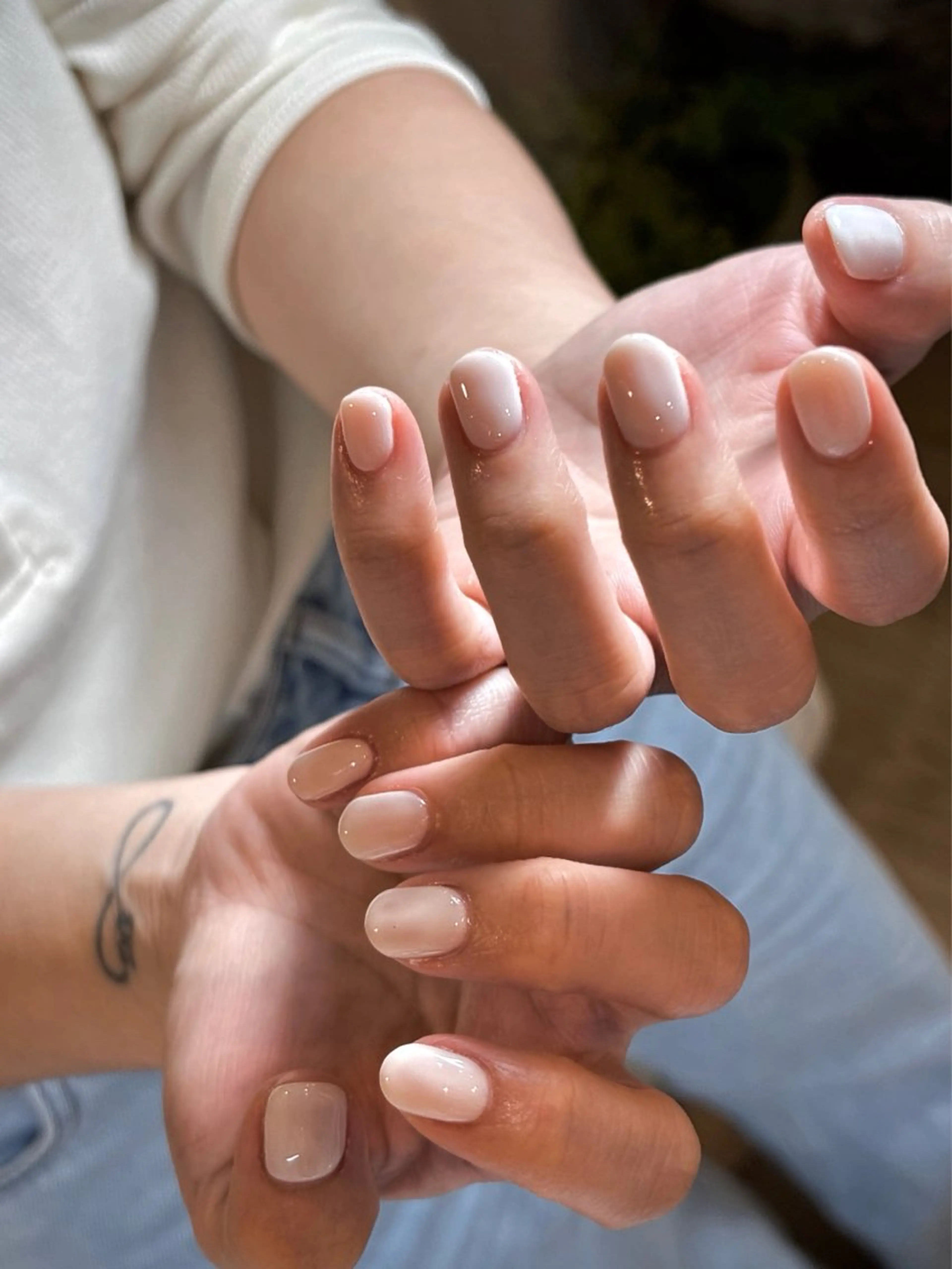 ネイル オフィスネイル シンプルネイル ホワイト 鈴木 誉のネイルデザイン