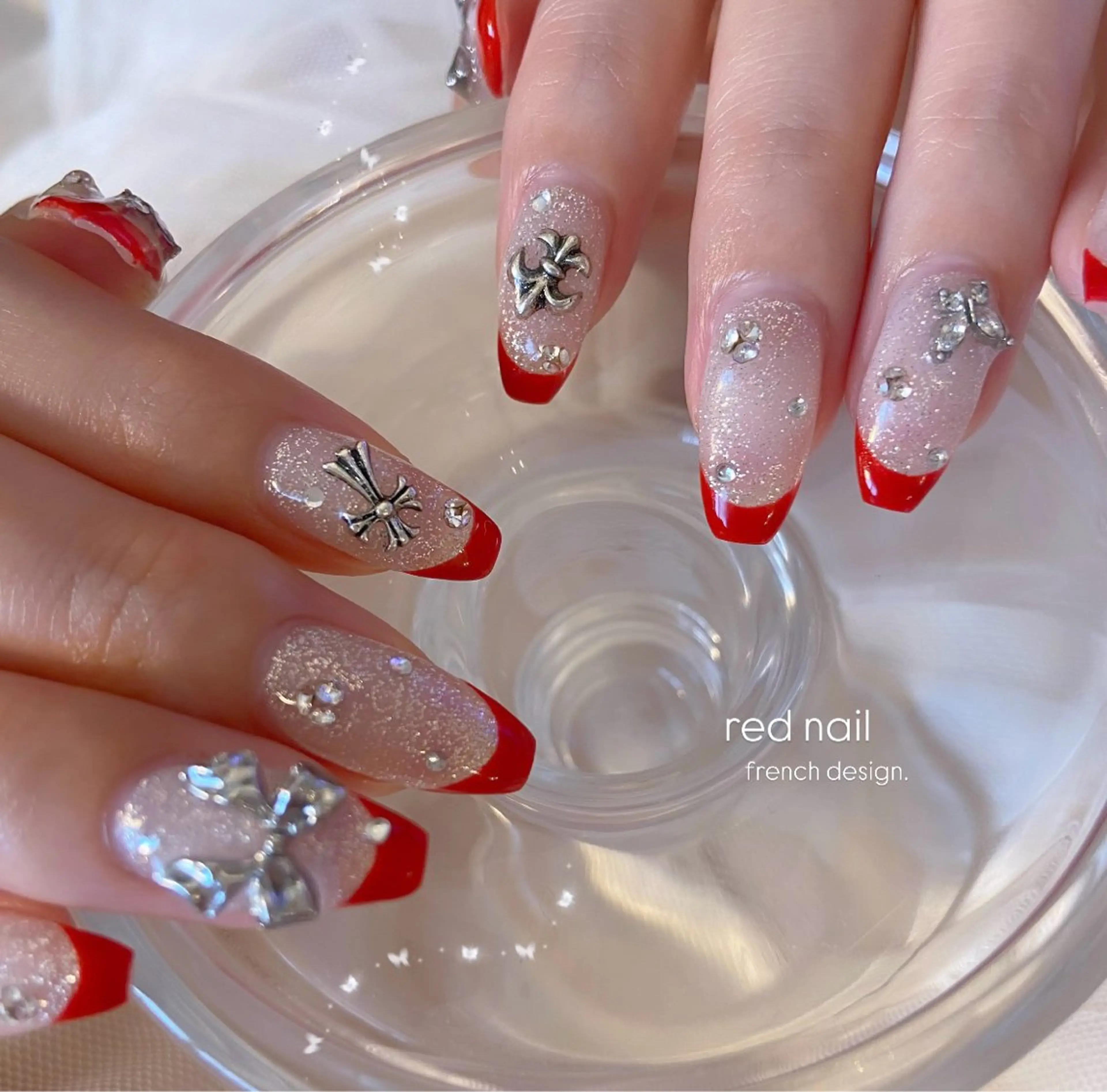 ネイル Luneil VIP Deskのネイルデザイン