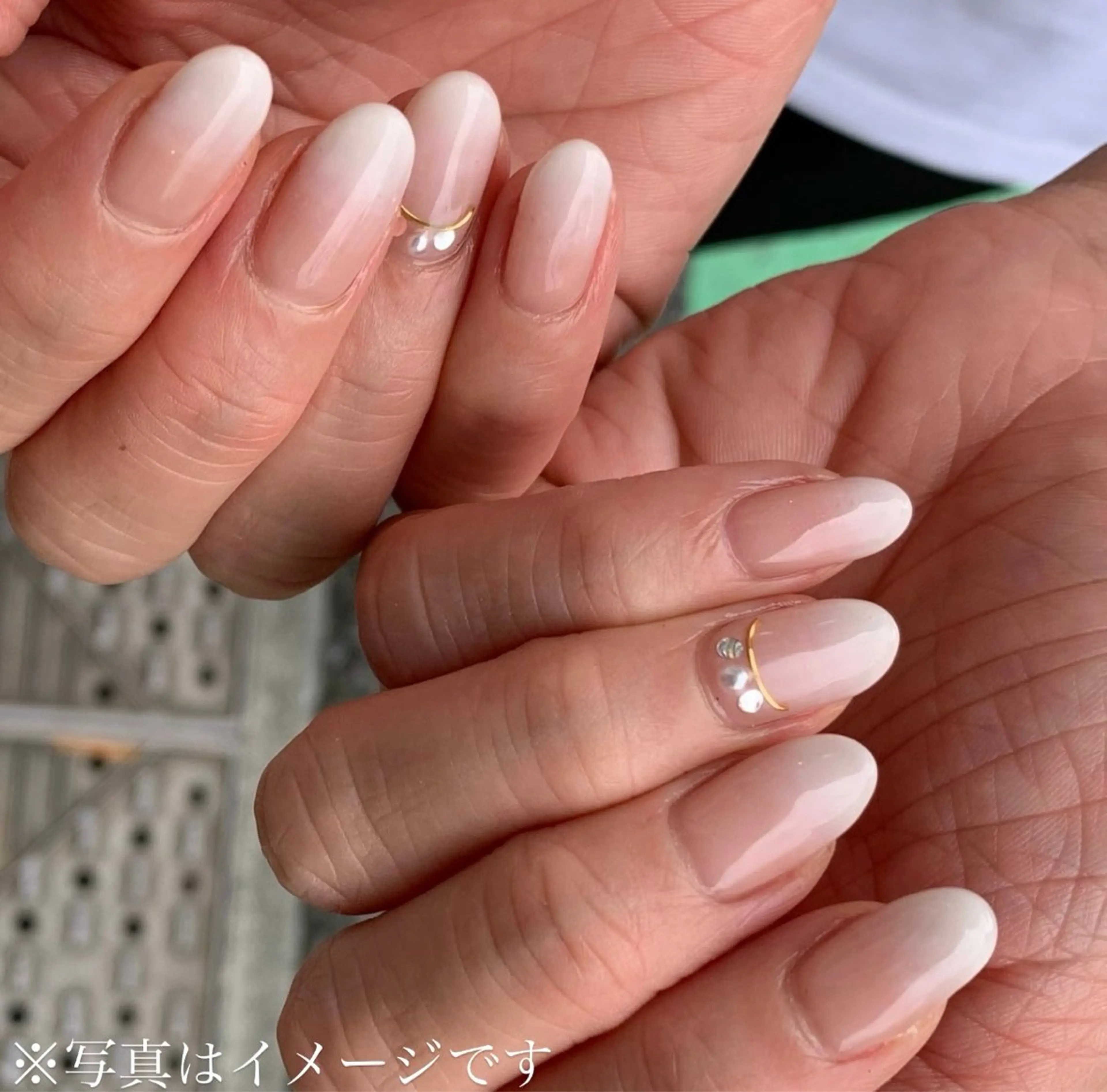 4/28  13時  オフあり テストモデルグラデーションの写真