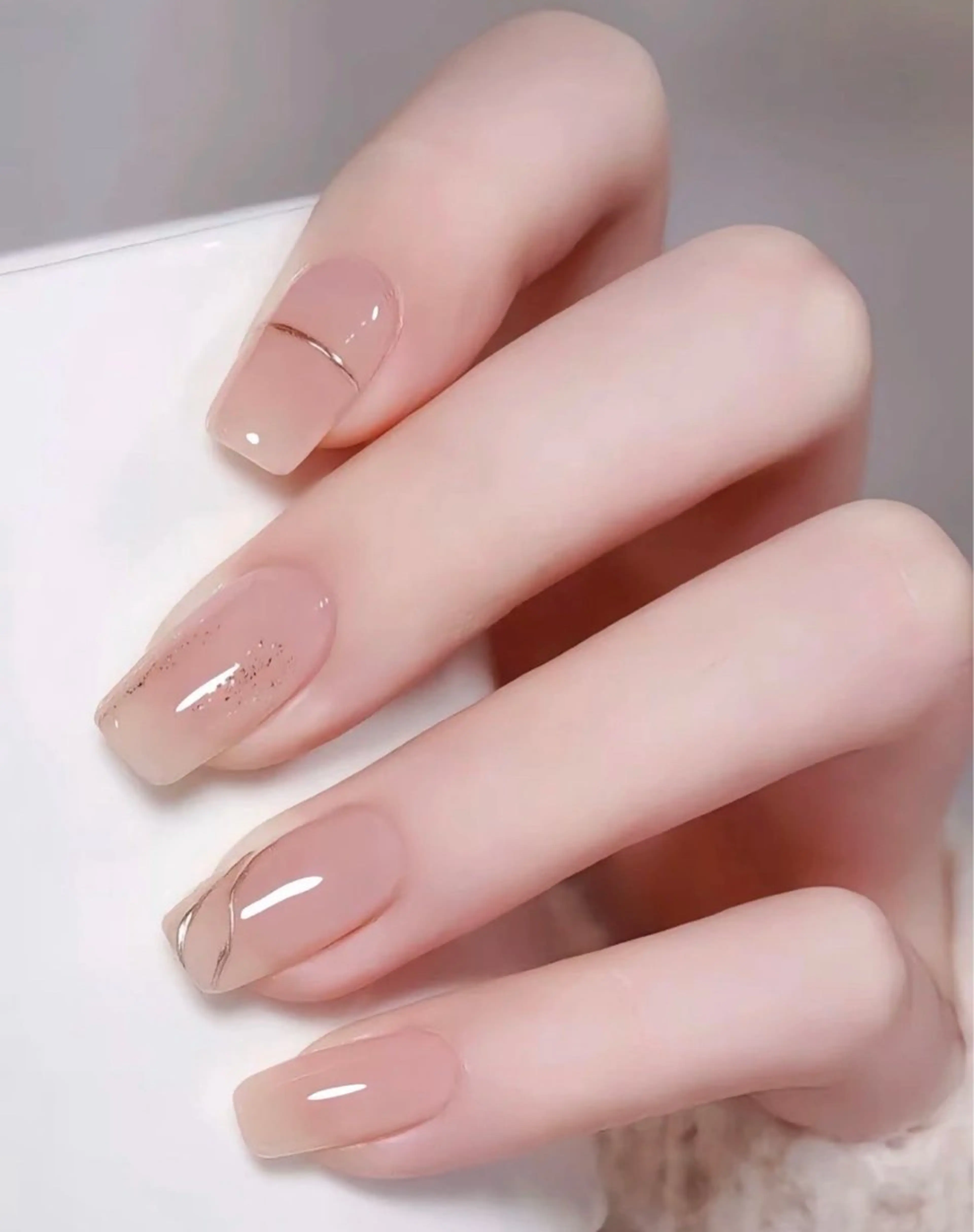 ネイル シンプルネイル liora nail yzのネイルデザイン