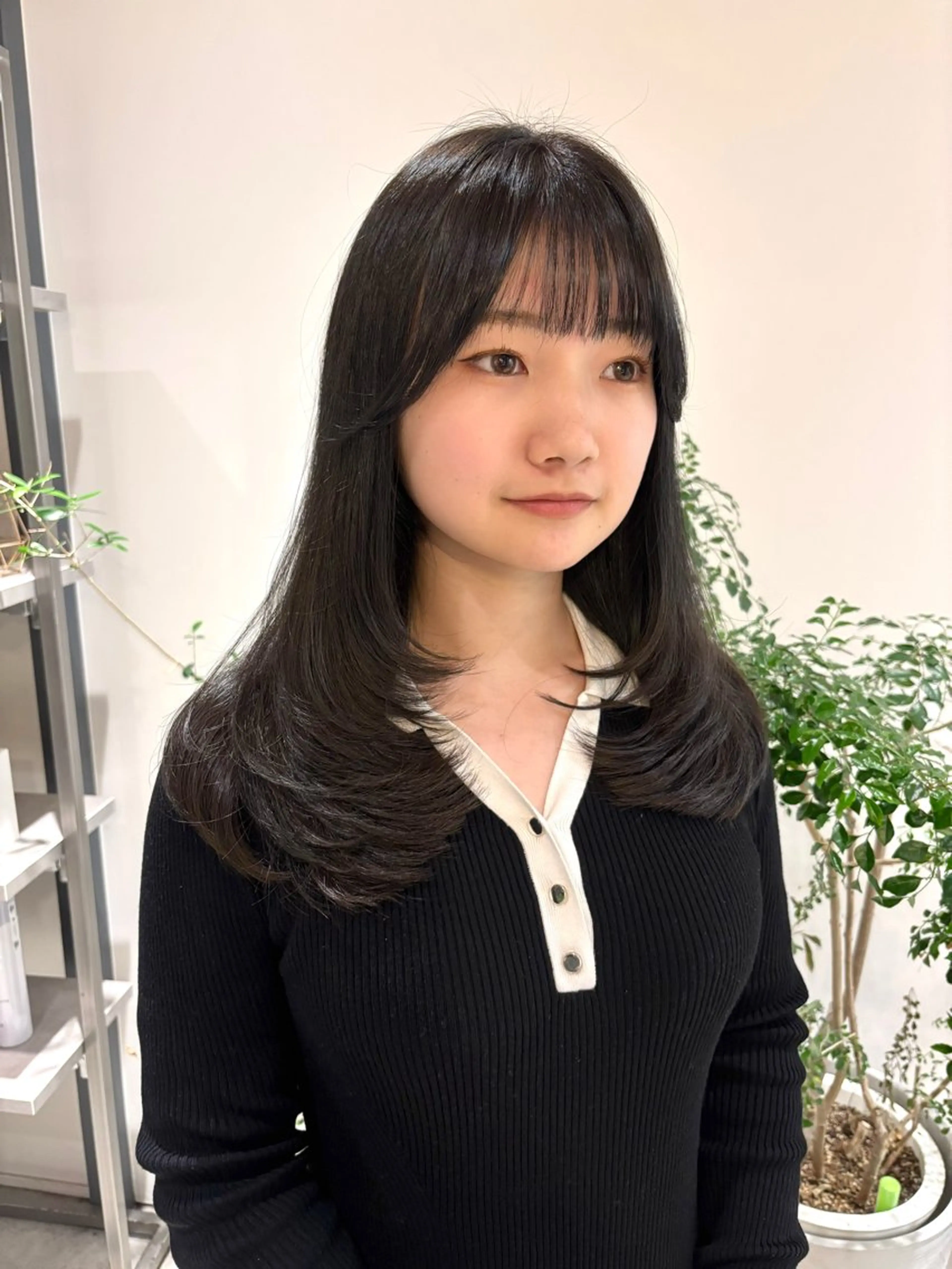 セミロング カラー ヘアアレンジ ダークグレー ダークグレージュ グレージュ レイヤーカット カット ヘアカラー 透明感カラー/ レイヤーkotonoのヘアスタイル