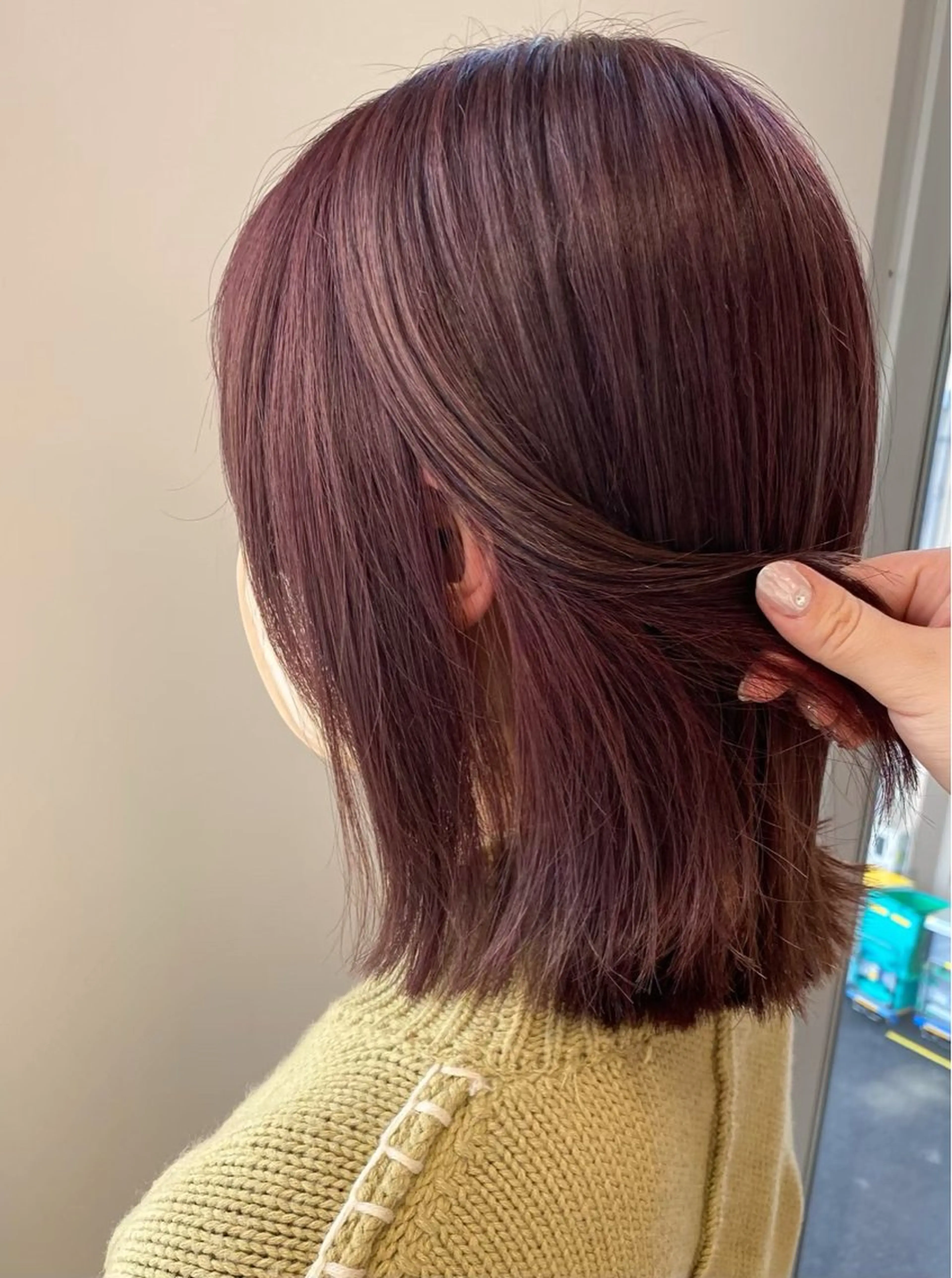 カラー ヘアカラー 和泉田 真白のヘアスタイル