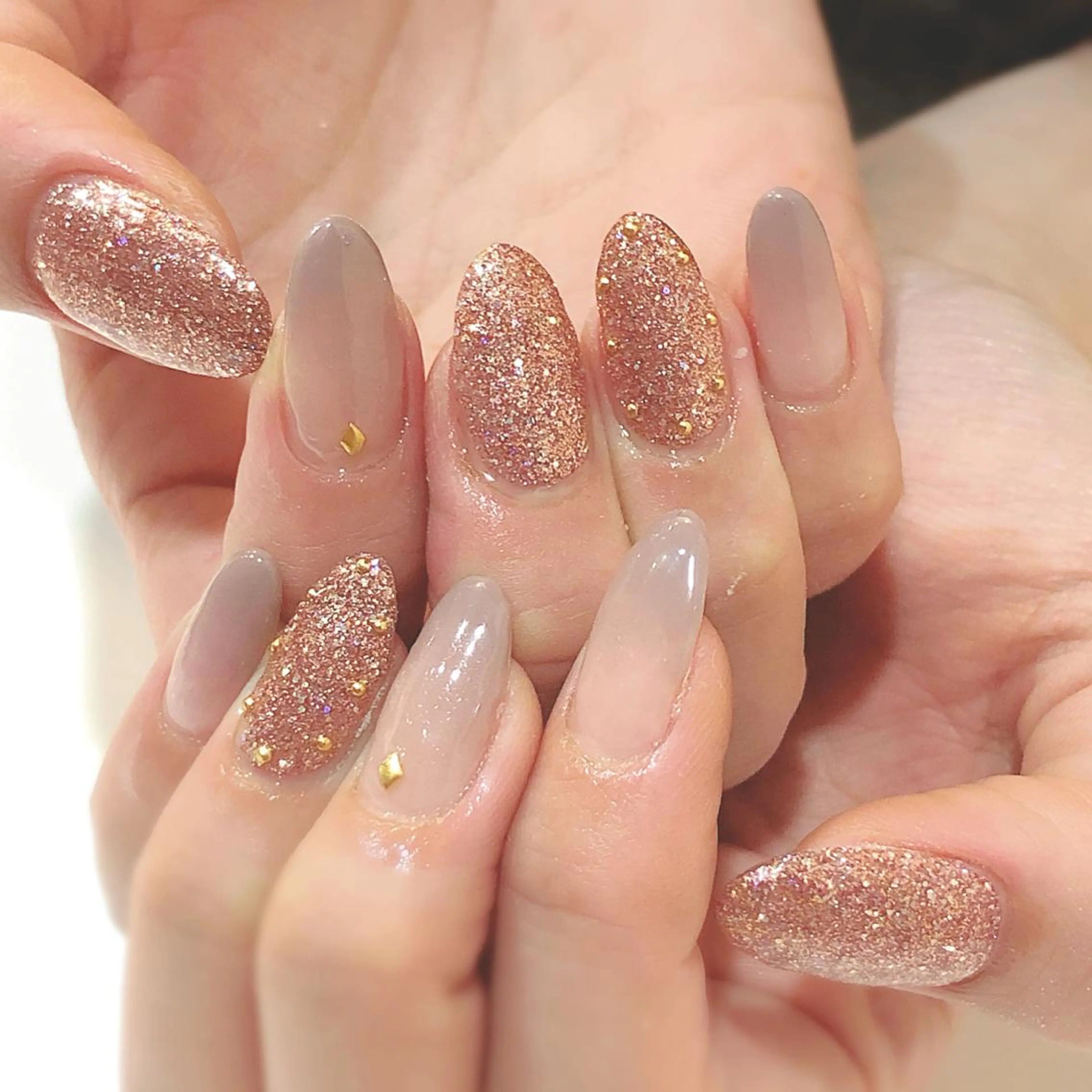 ネイル 中牟田 彩水のネイルデザイン