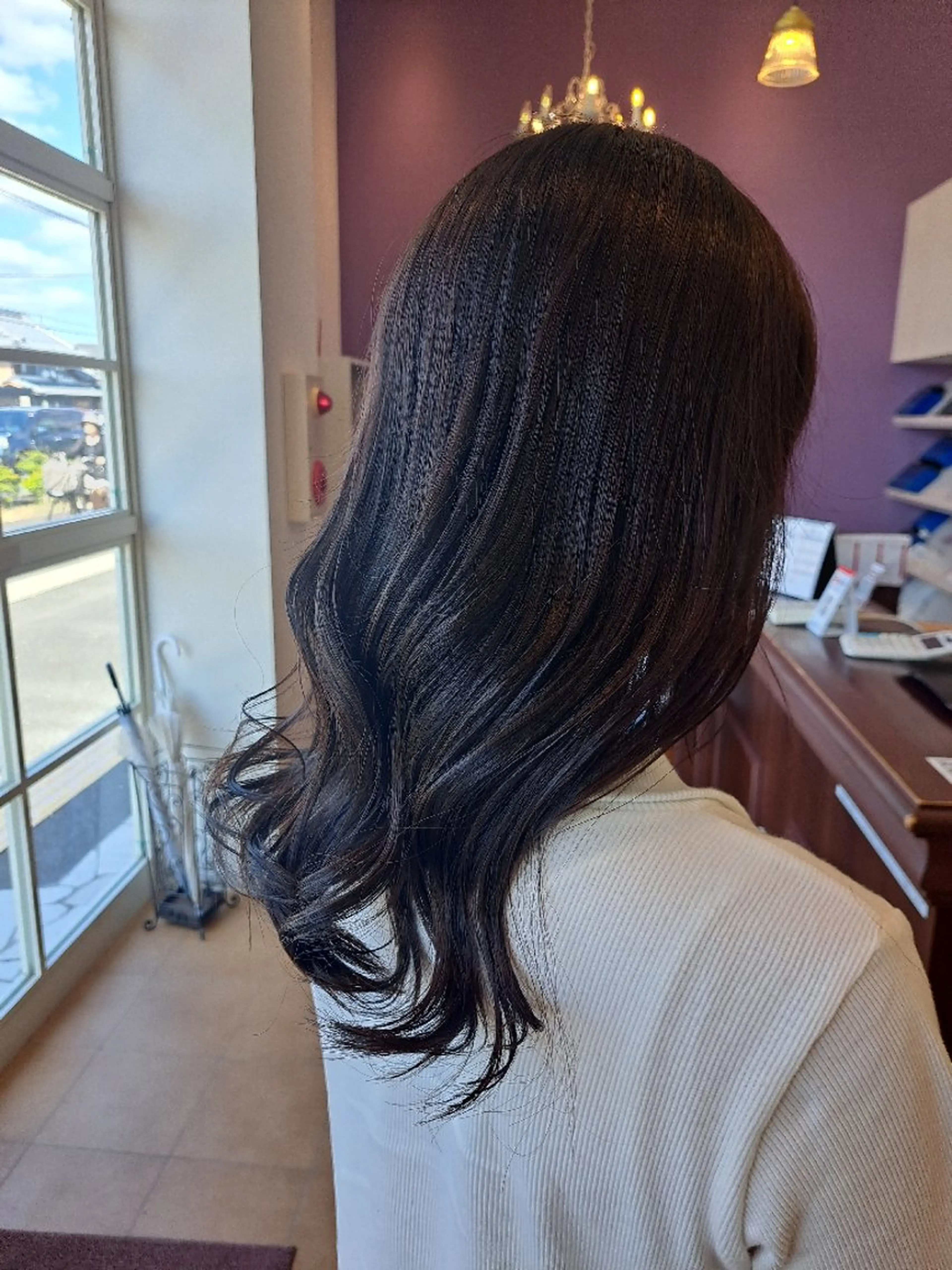 セミロング カラー 本多 いぶきのヘアスタイル