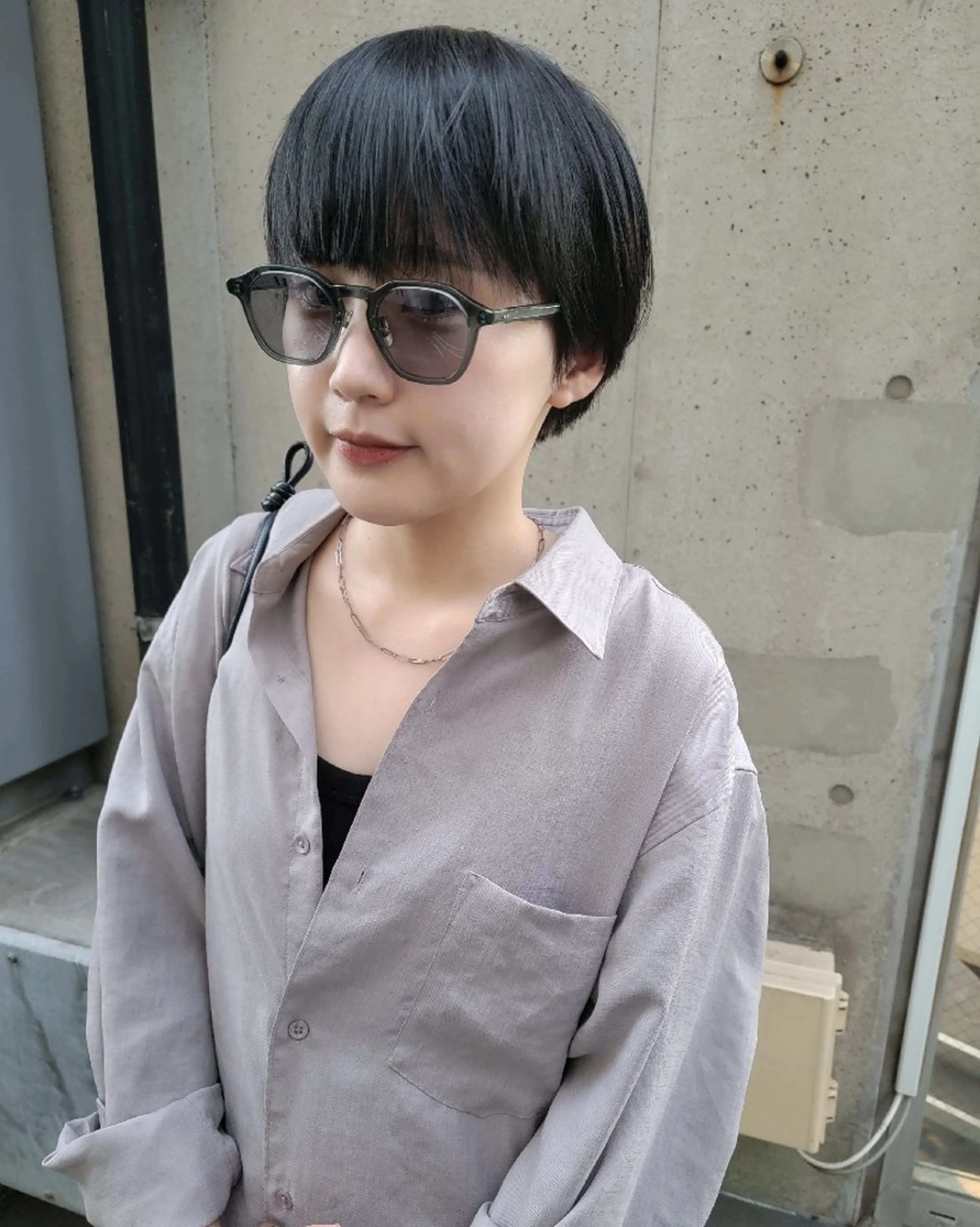 ショート カラー ショートヘア OMA カタギシのヘアスタイル