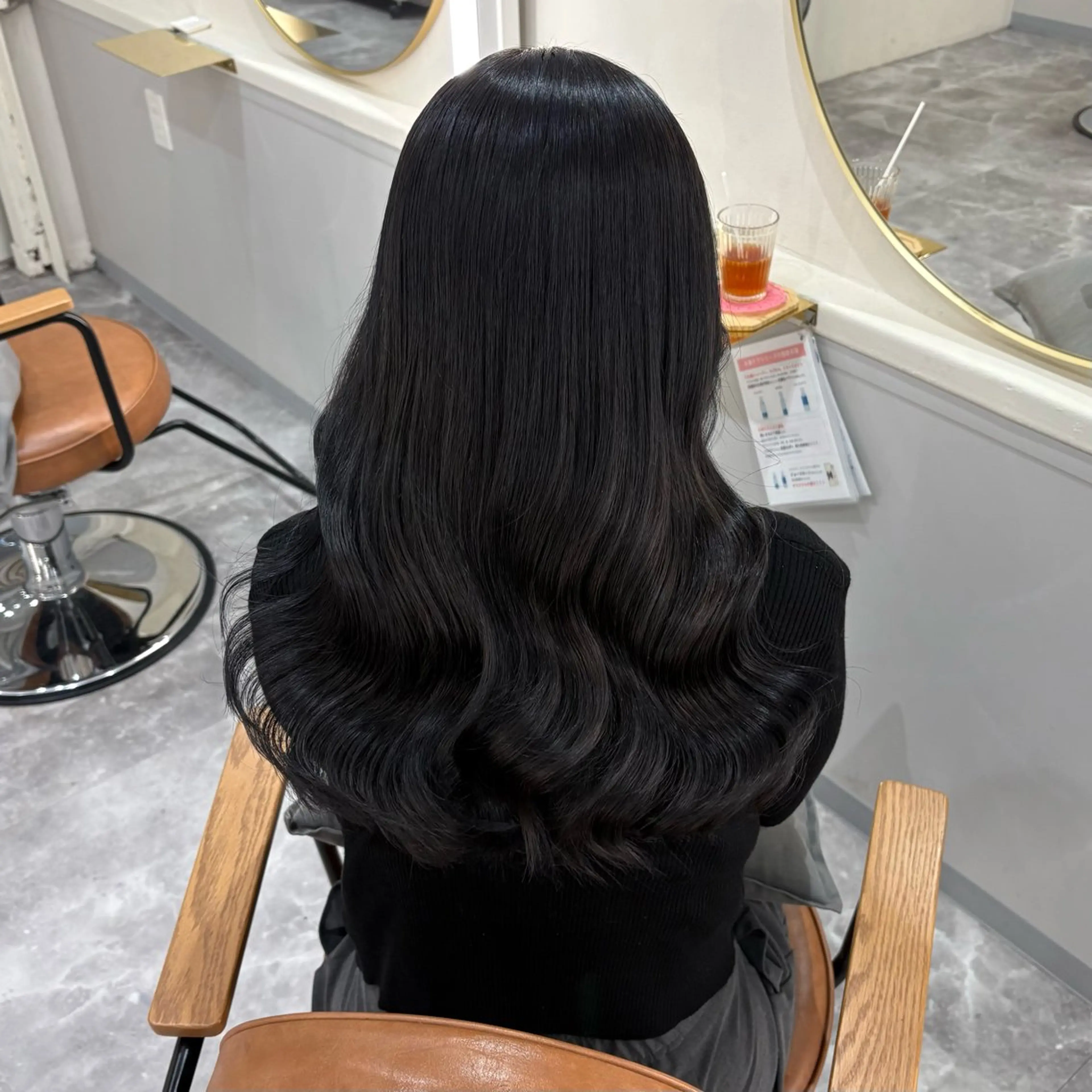 【🩰ᩚミニモ学割クーポン🩰ᩚ】黒染めを使わない暗髪カラー＋7種トリートメント🖤⟡.·の写真