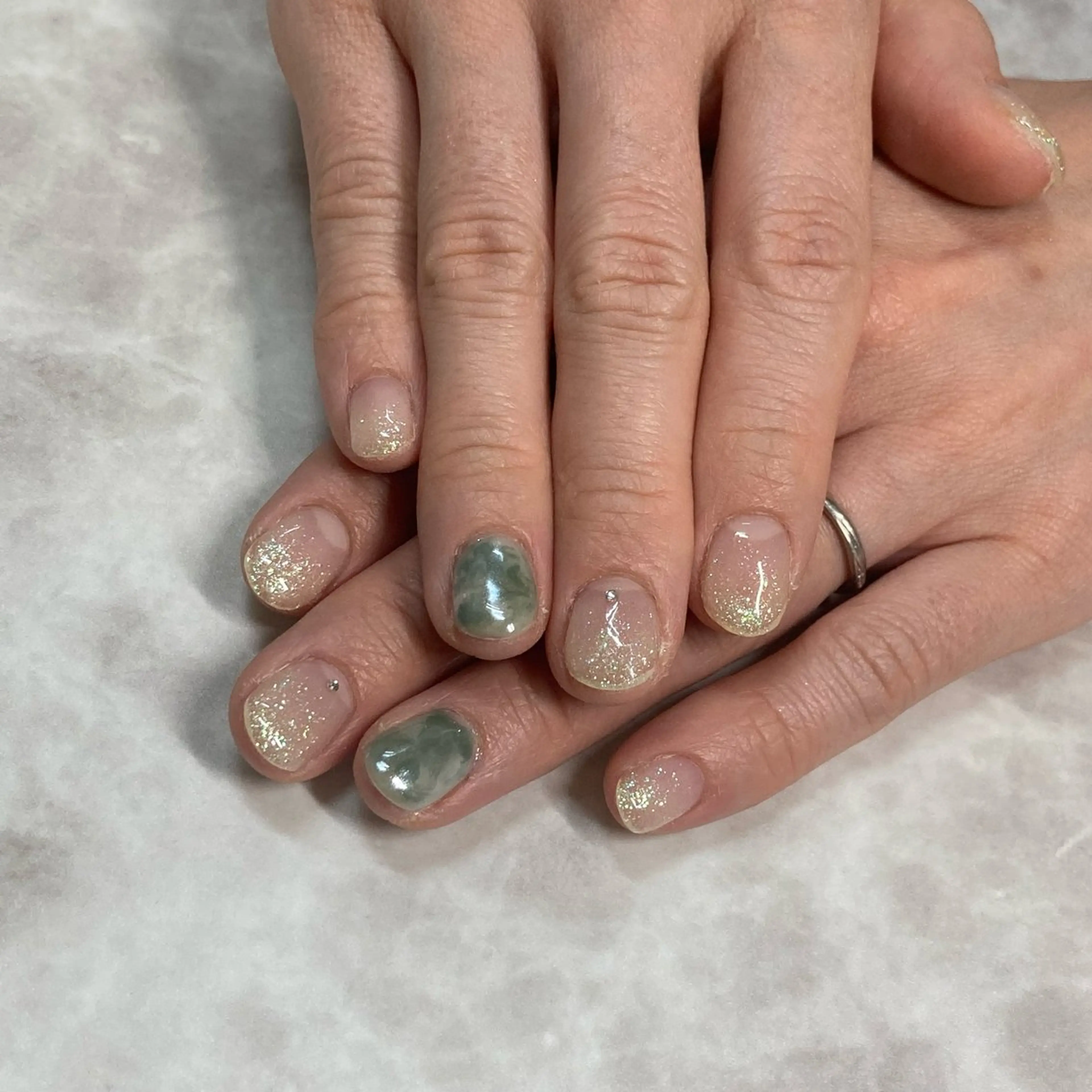 ネイル ラメ(グリッター) nail salon　share所属・Share wakanaのネイルデザイン