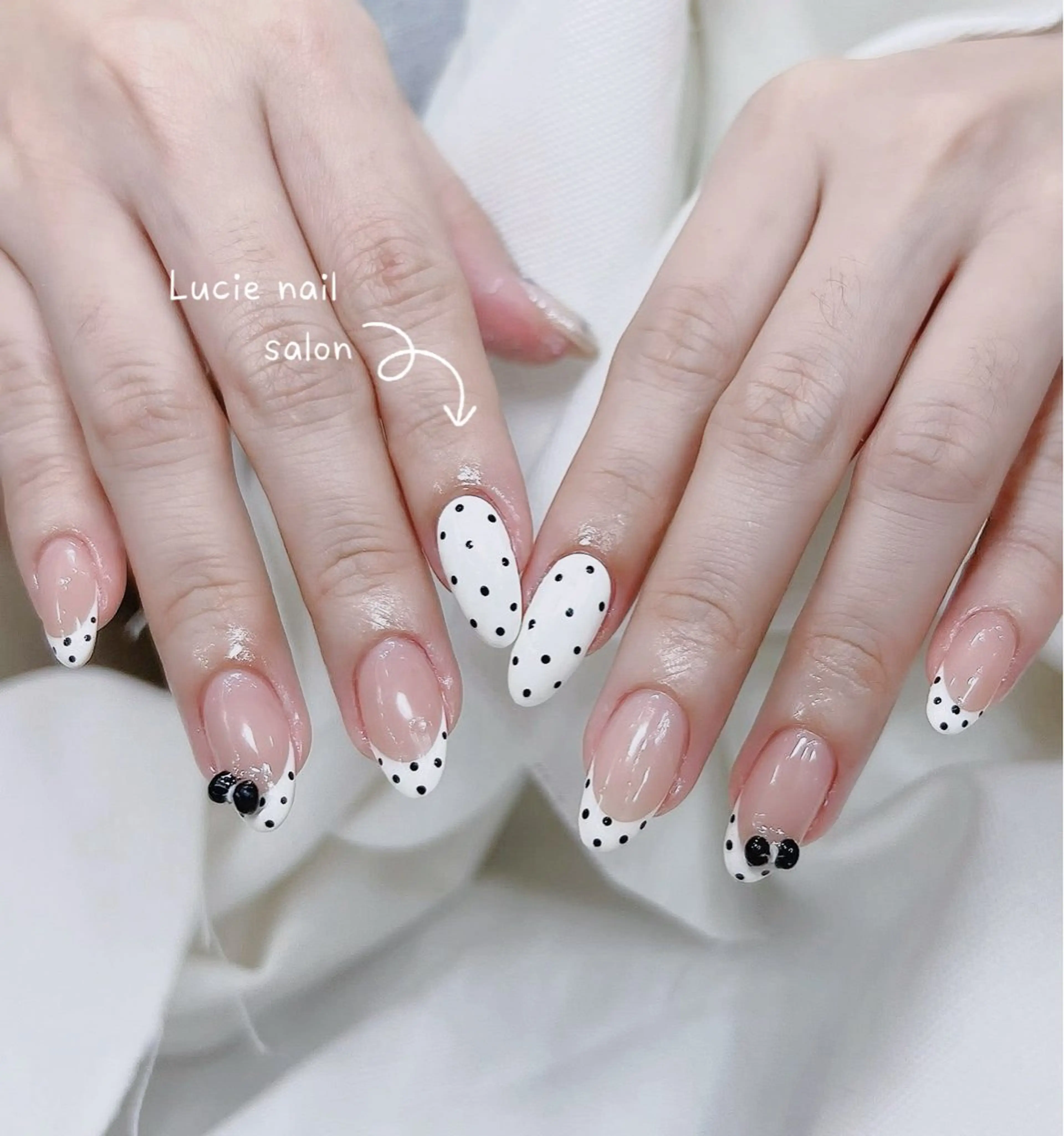 ネイル フレンチネイル ジェルネイル グラデーション 持ち込み オフィスネイル ハンドネイル LUCIE NAILのネイルデザイン