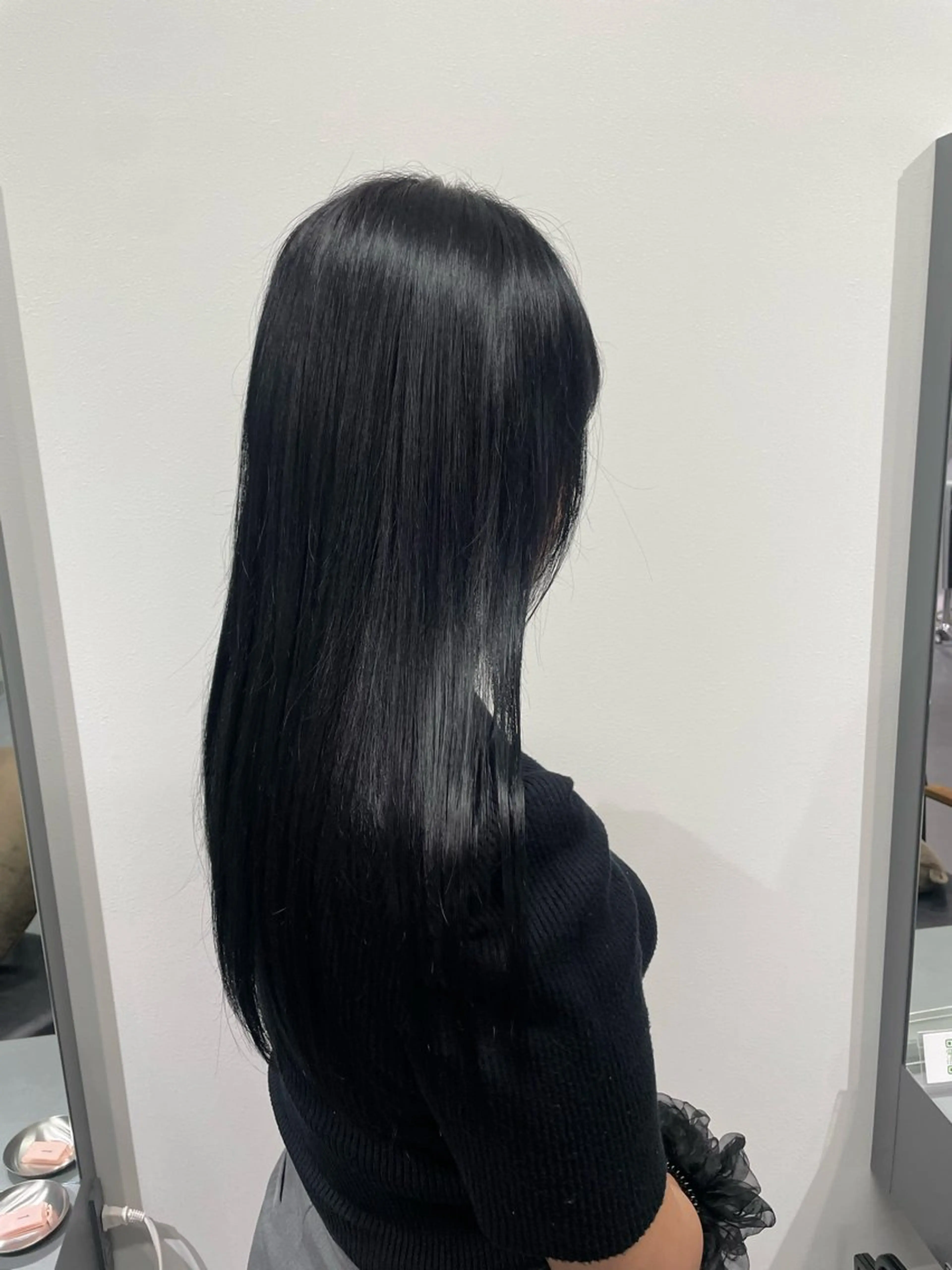 ロング カラー 松崎 真衣のヘアスタイル