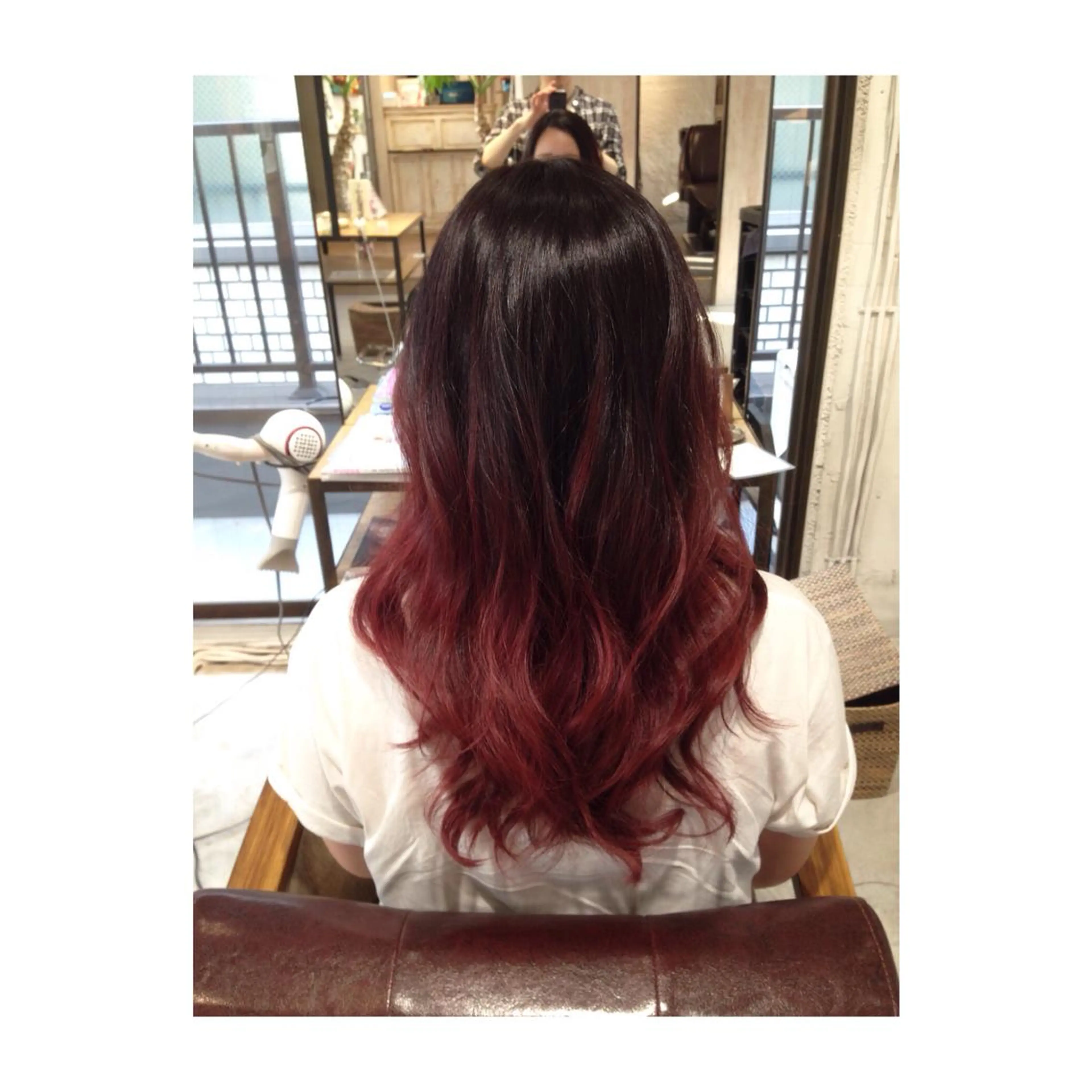 ミディアム セミロング ロング カラー パーマ アオガミ （前髪顔周りカット）のヘアスタイル