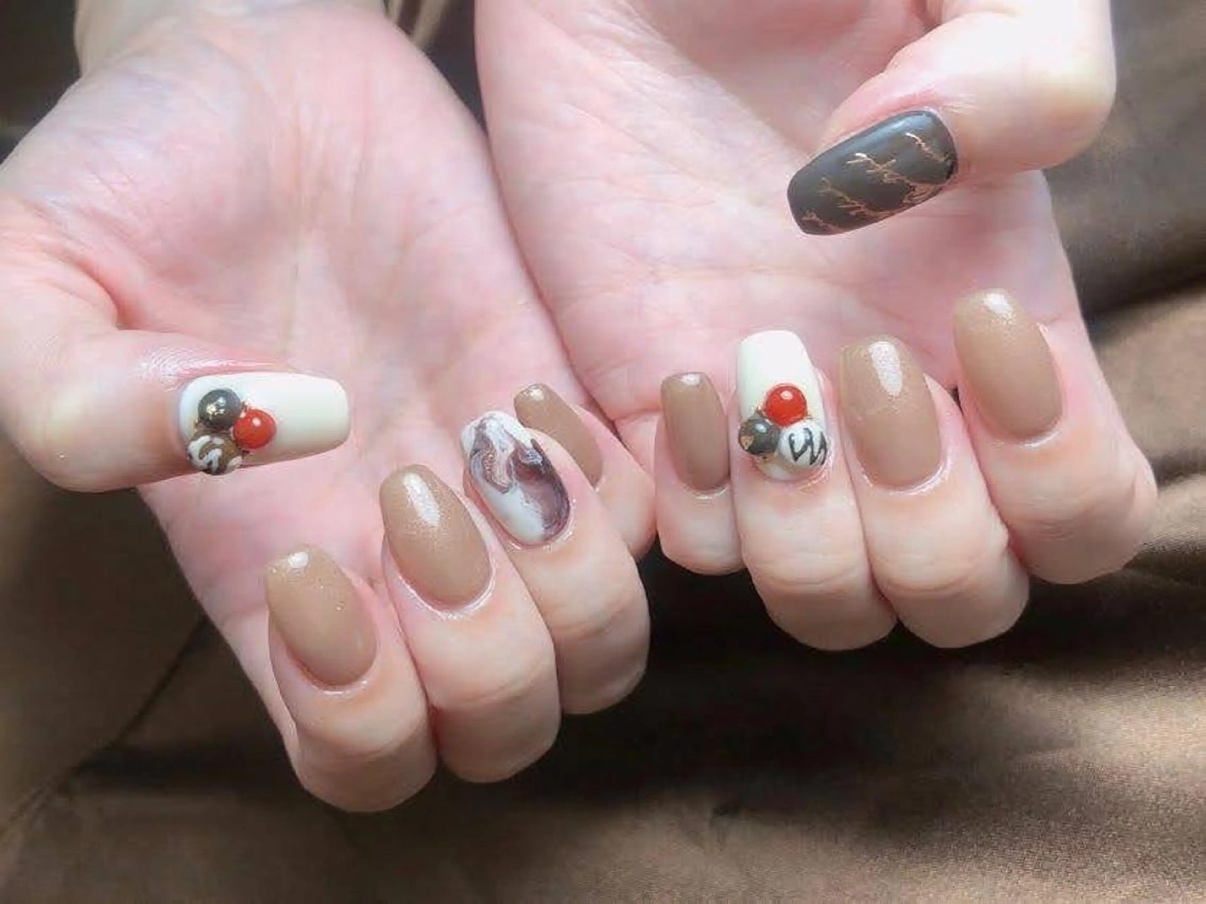 ネイル 大理石ネイル(マーブル) バレンタイン GREEM グリームのネイルデザイン