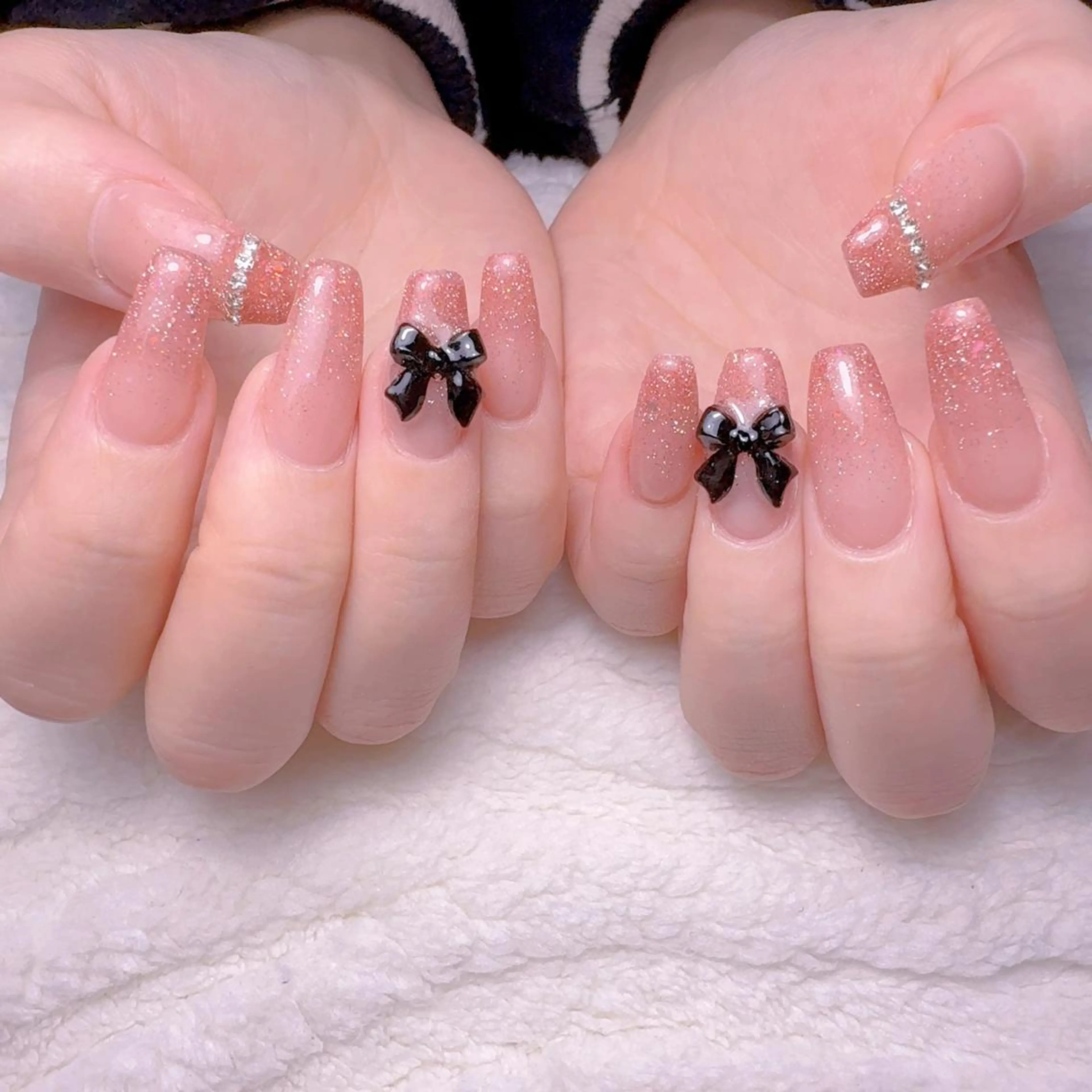 ネイル キラキラネイル 韓国ネイル オフィスネイル ハンドネイル ハンドケア For U nail スカルプ専門店のネイルデザイン