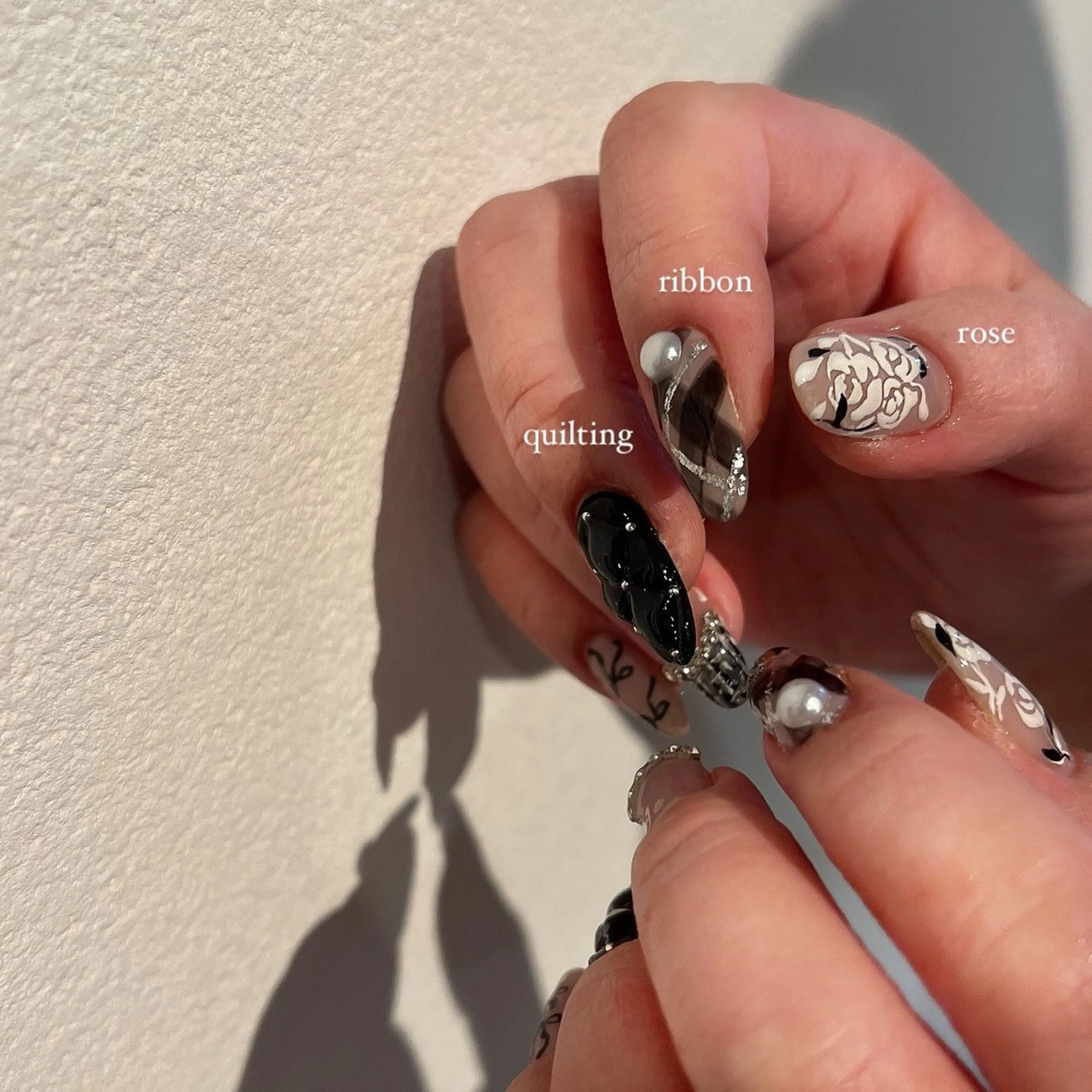 ネイル ハンドネイル nailsalon ULLのネイルデザイン