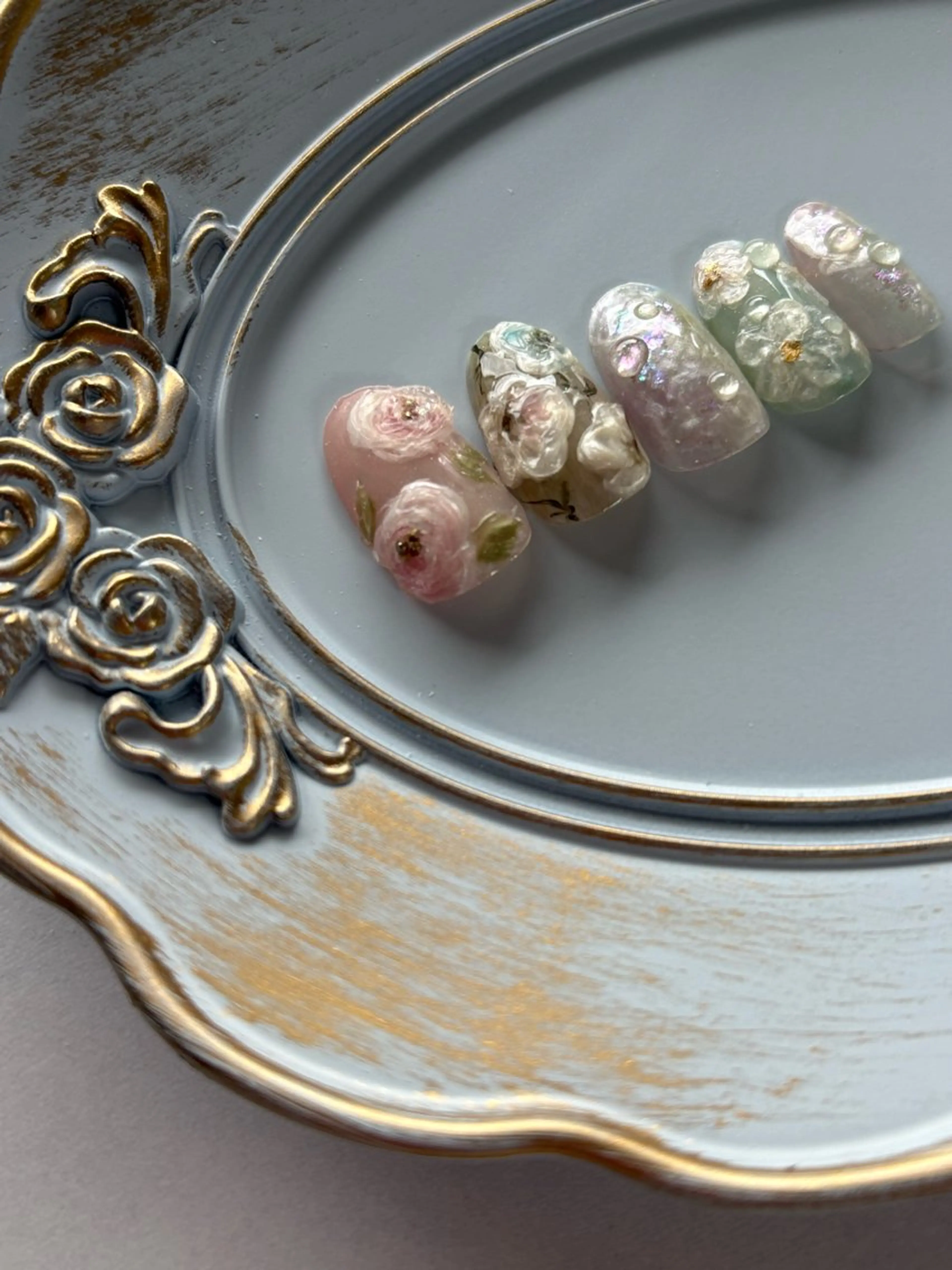 ネイル ハンドネイル FIORITURA Maikoのネイルデザイン