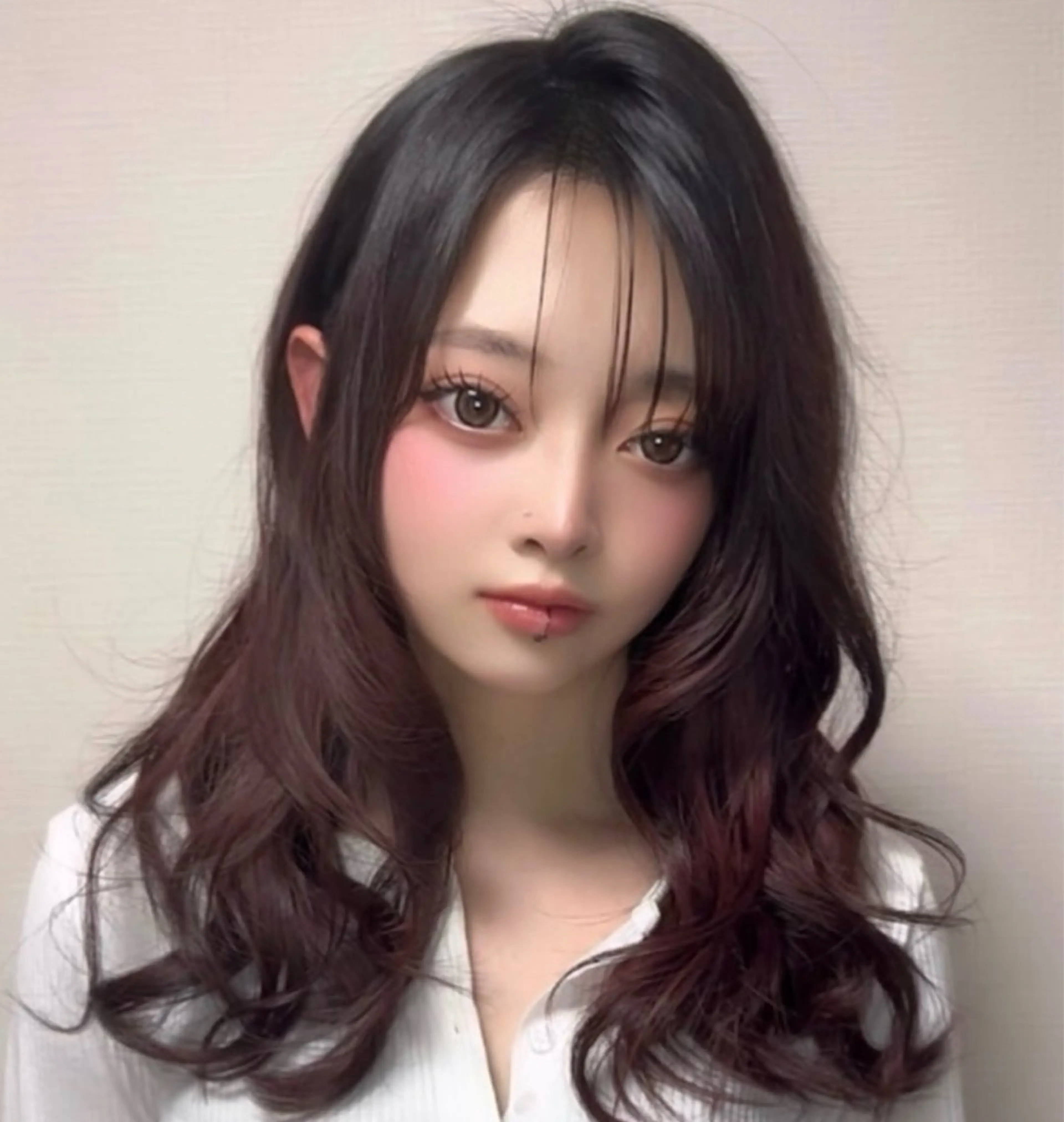 セミロング 顔周りカット 伸ばしかけ 小顔カット ヘアセット 大人色気レイヤー/ 大阪梅田/ユズ🎀のヘアスタイル