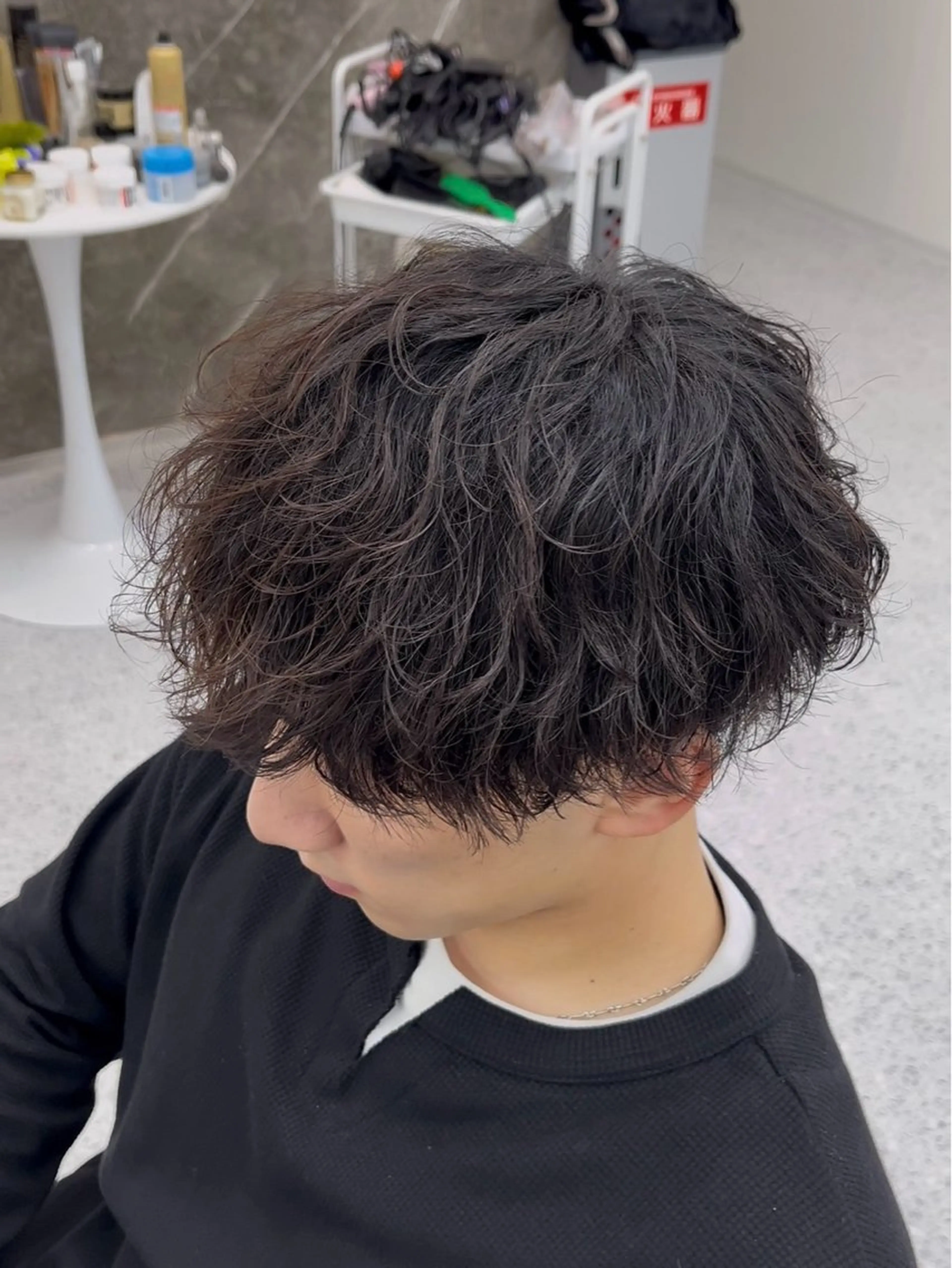 パーマ メンズ メンズパーマ シャドーパーマ 宮本 亜依のヘアスタイル