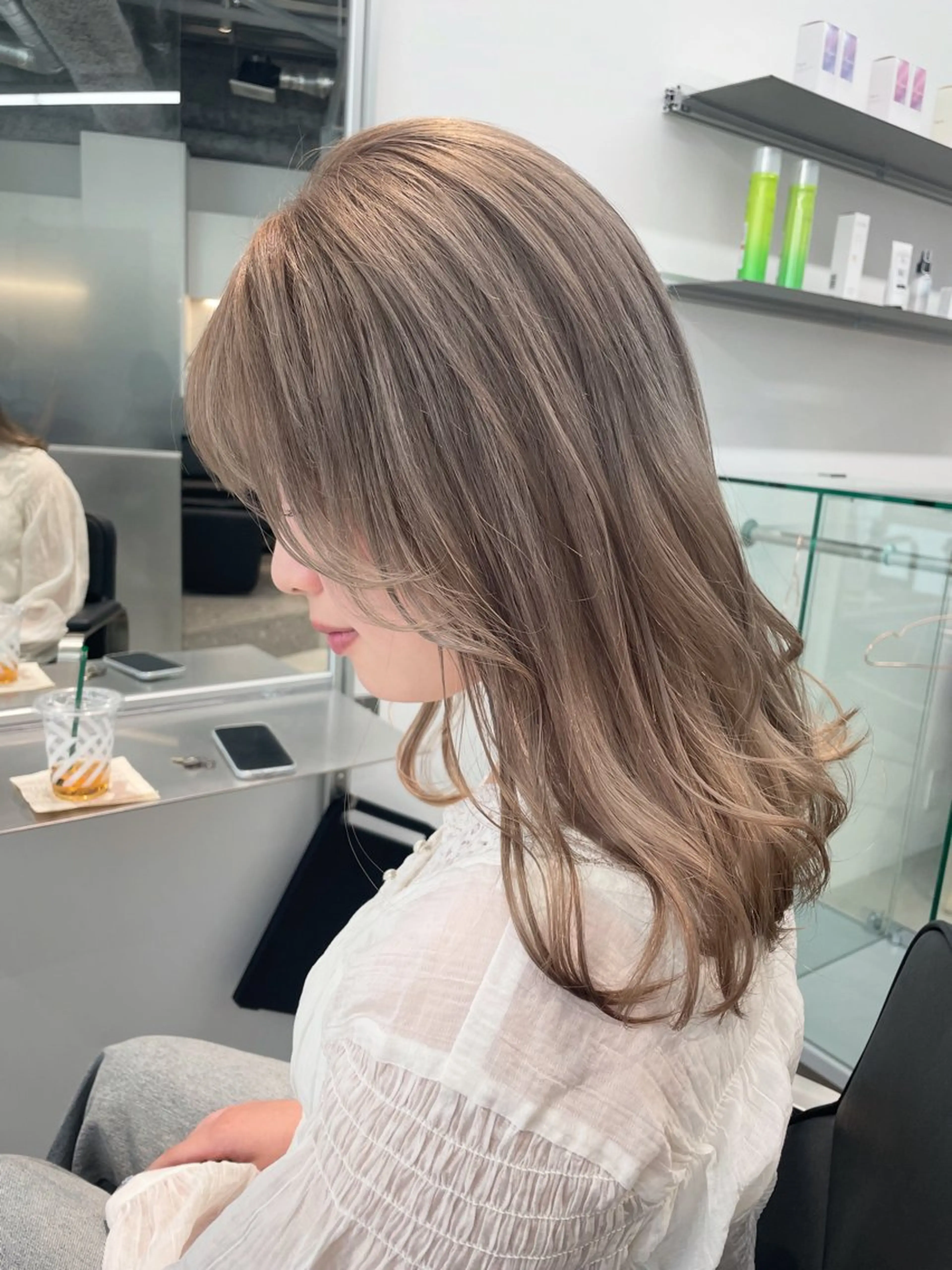 セミロング ヘアカラー ブリーチ特化🎖️ピ ンクカラー高橋さやかのヘアスタイル