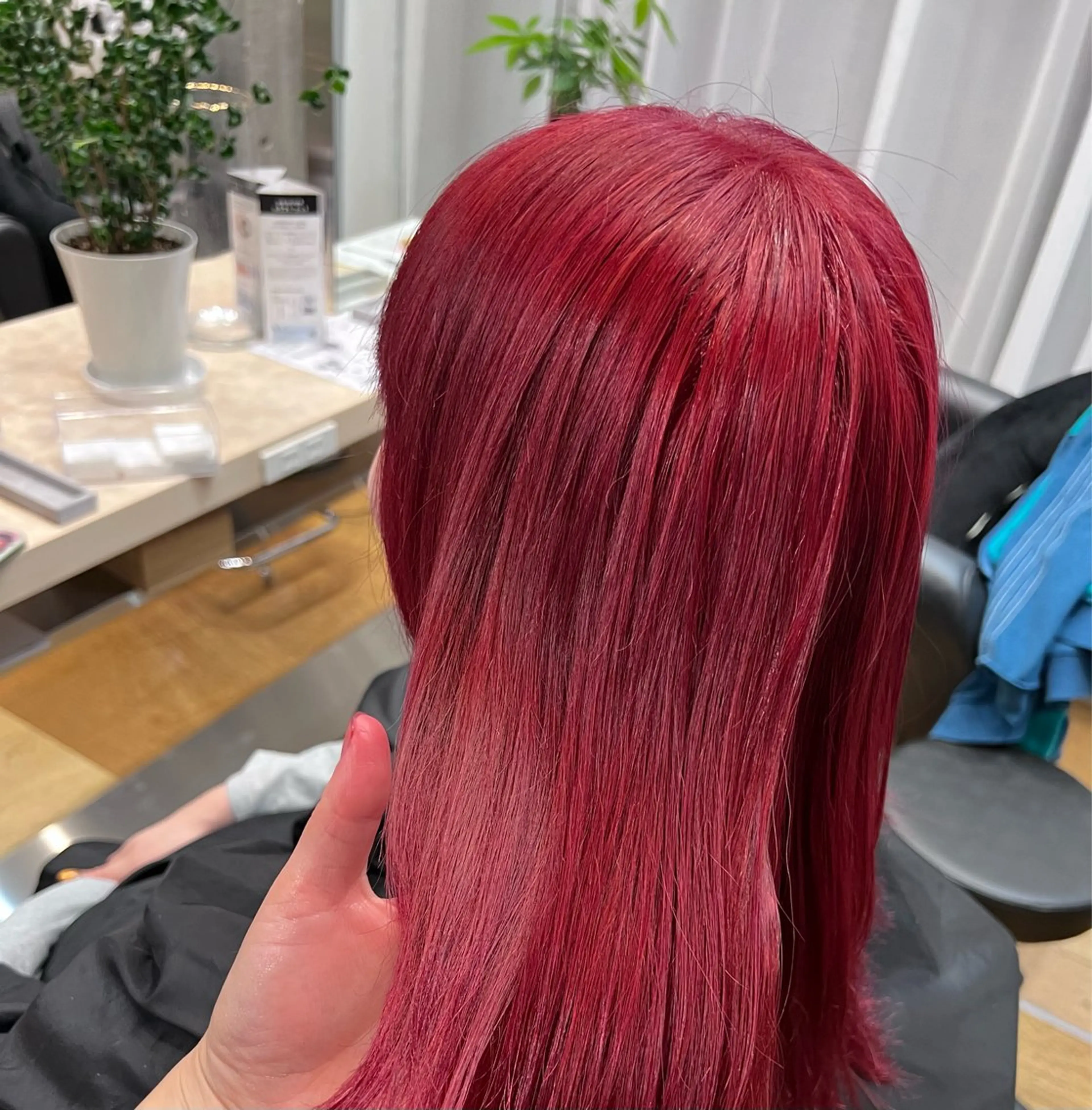 カラー ブリーチ Sanae .のヘアスタイル