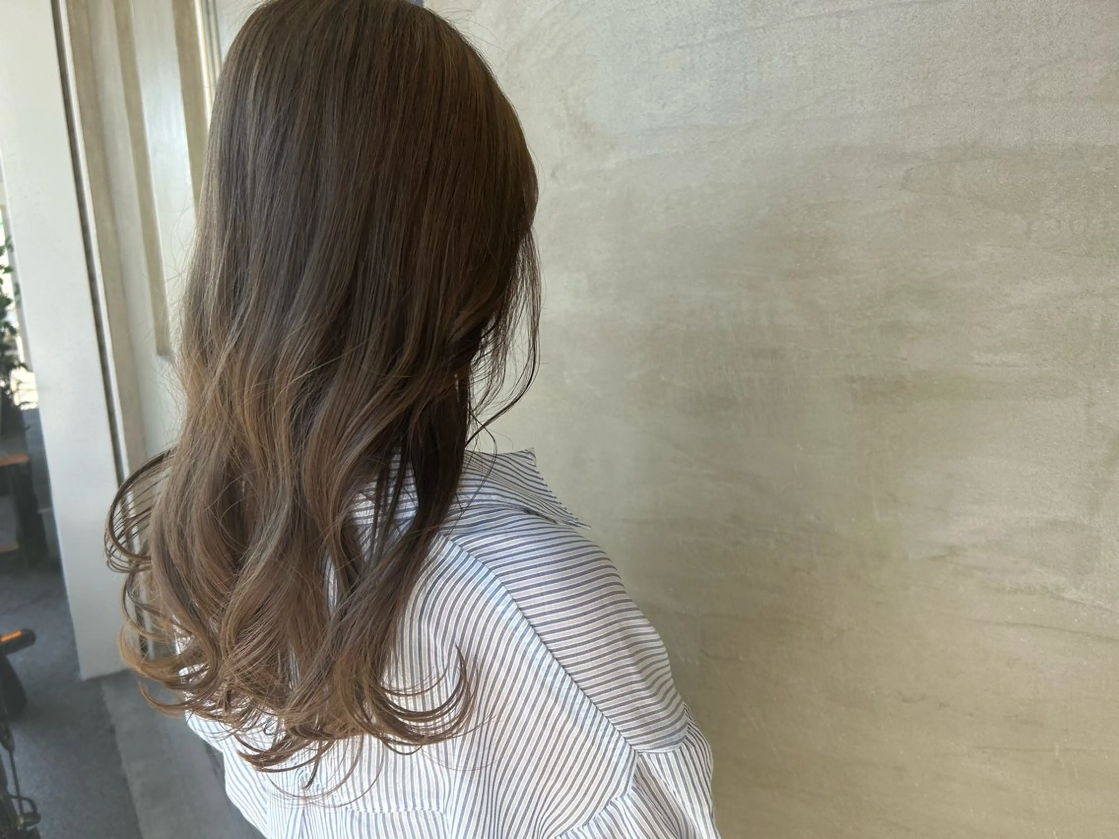 ロング カラー ヘアカラー トリートメント 柔らかカラー🥛 mayucoのヘアスタイル