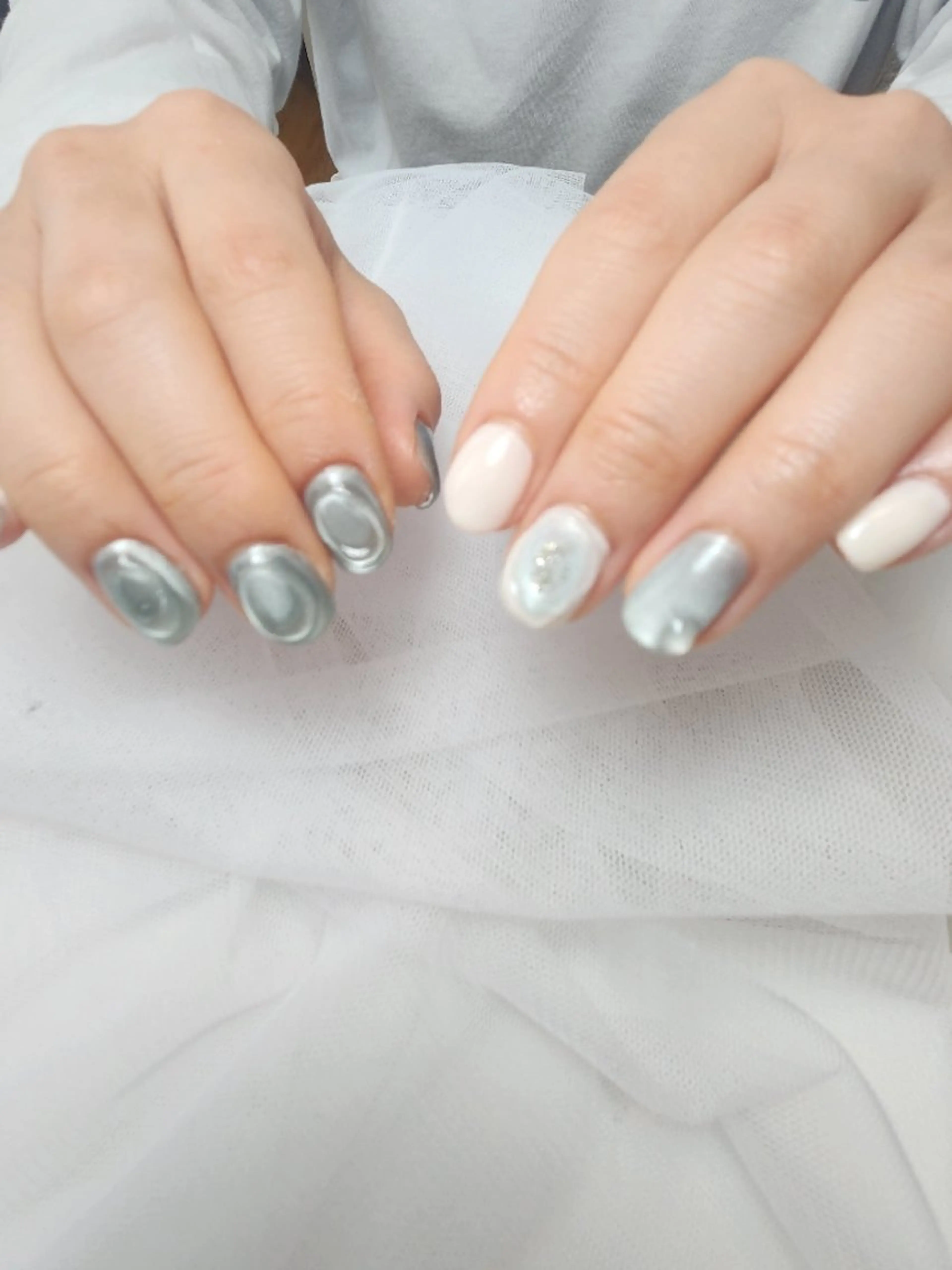 ネイル ブルー ジェルネイル 韓国ネイル 水色 マグネットネイル Nailroom3  古屋明美のネイルデザイン