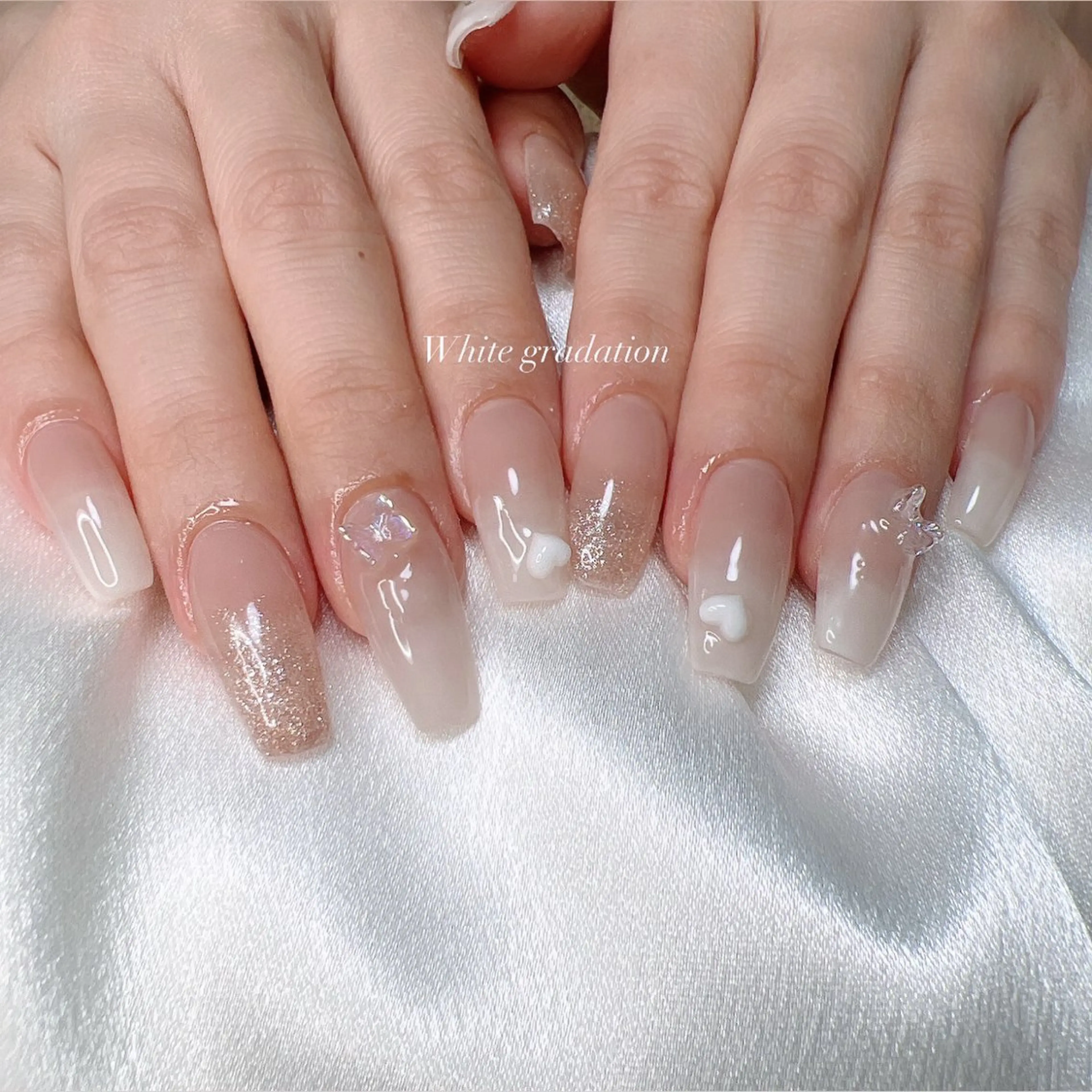 セミロング ハンドネイル soin.nail aiのネイルデザイン