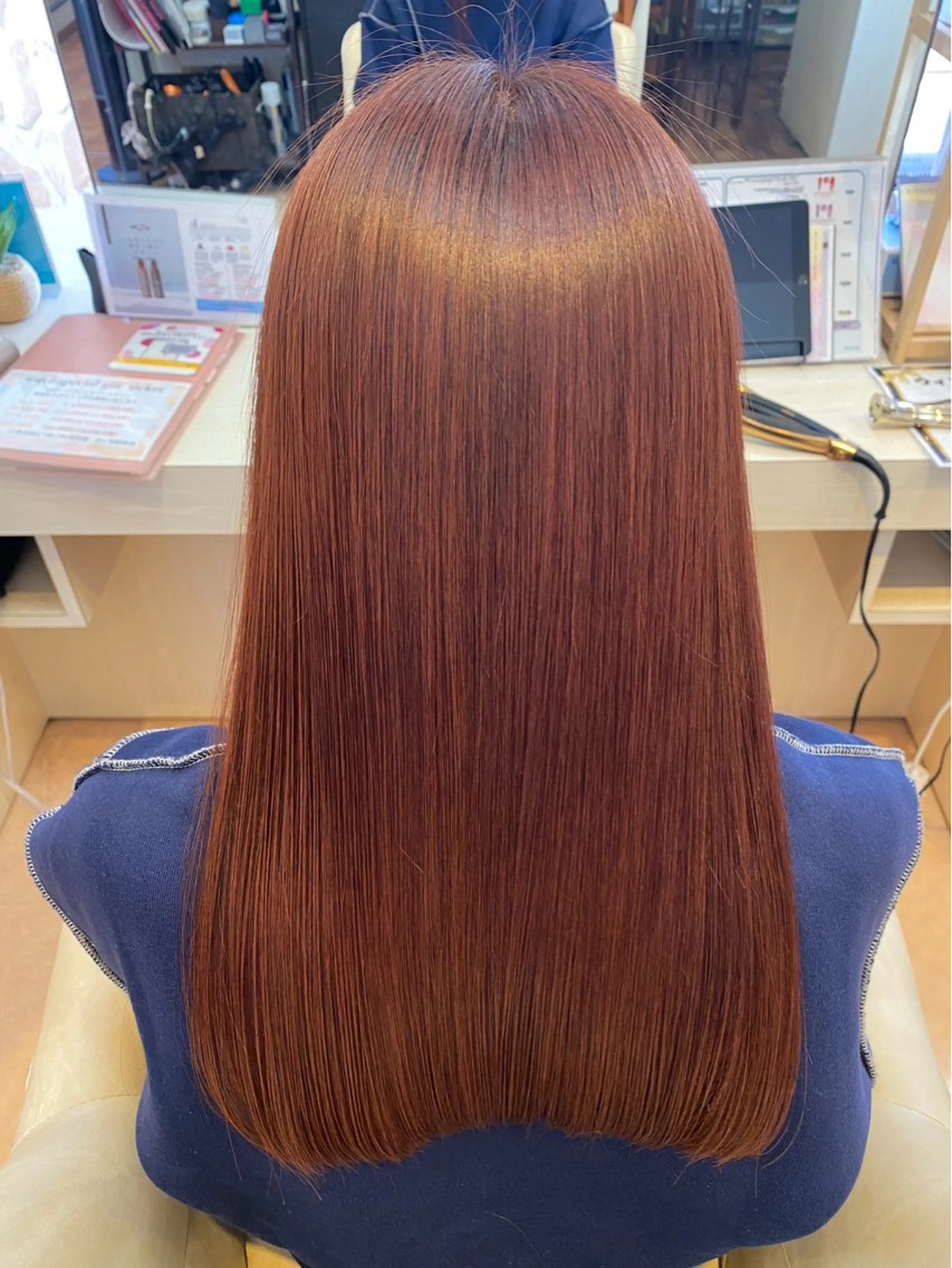 セミロング カラー 大塚 千鶴のヘアスタイル