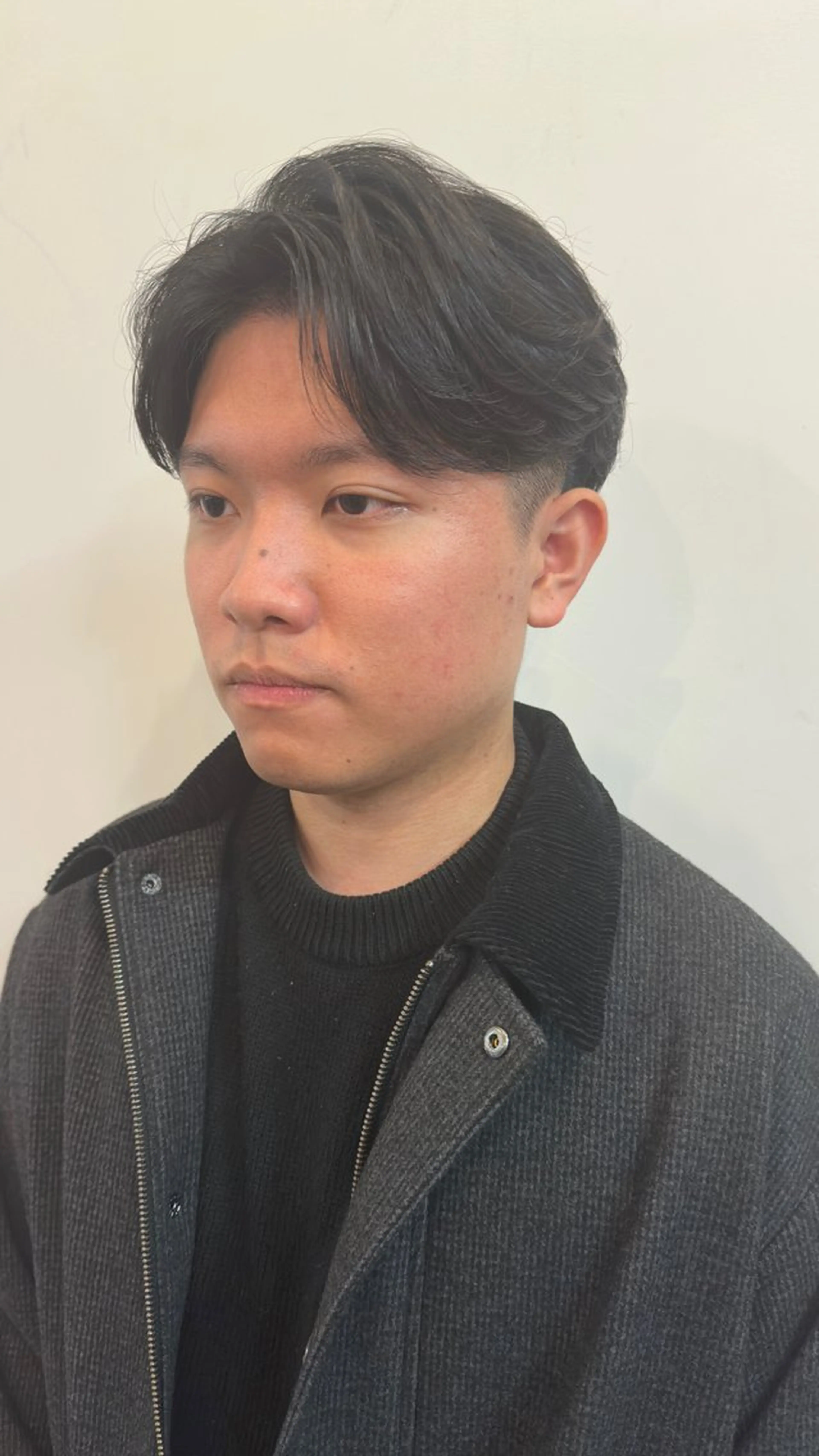 ショート パーマ メンズ センターパート sola方南町所属・原一真/ 外国人ショートヘアのヘアスタイル