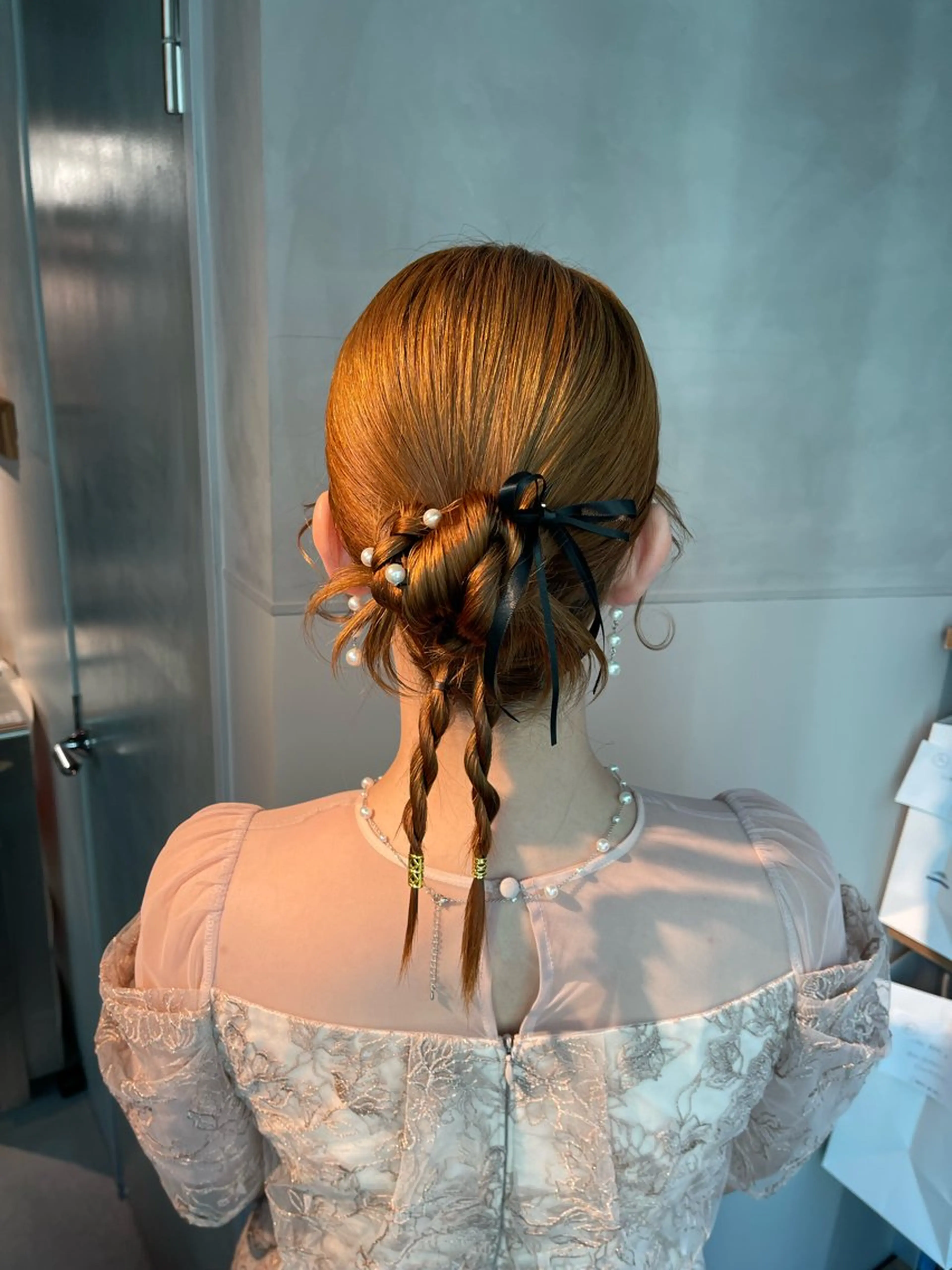 ヘアアレンジ ポニーテール 結婚式・ブライダル 卒業式のヘアスタイル ヘアセット charm《銀座》 ヘアセット/縮毛矯正のヘアスタイル