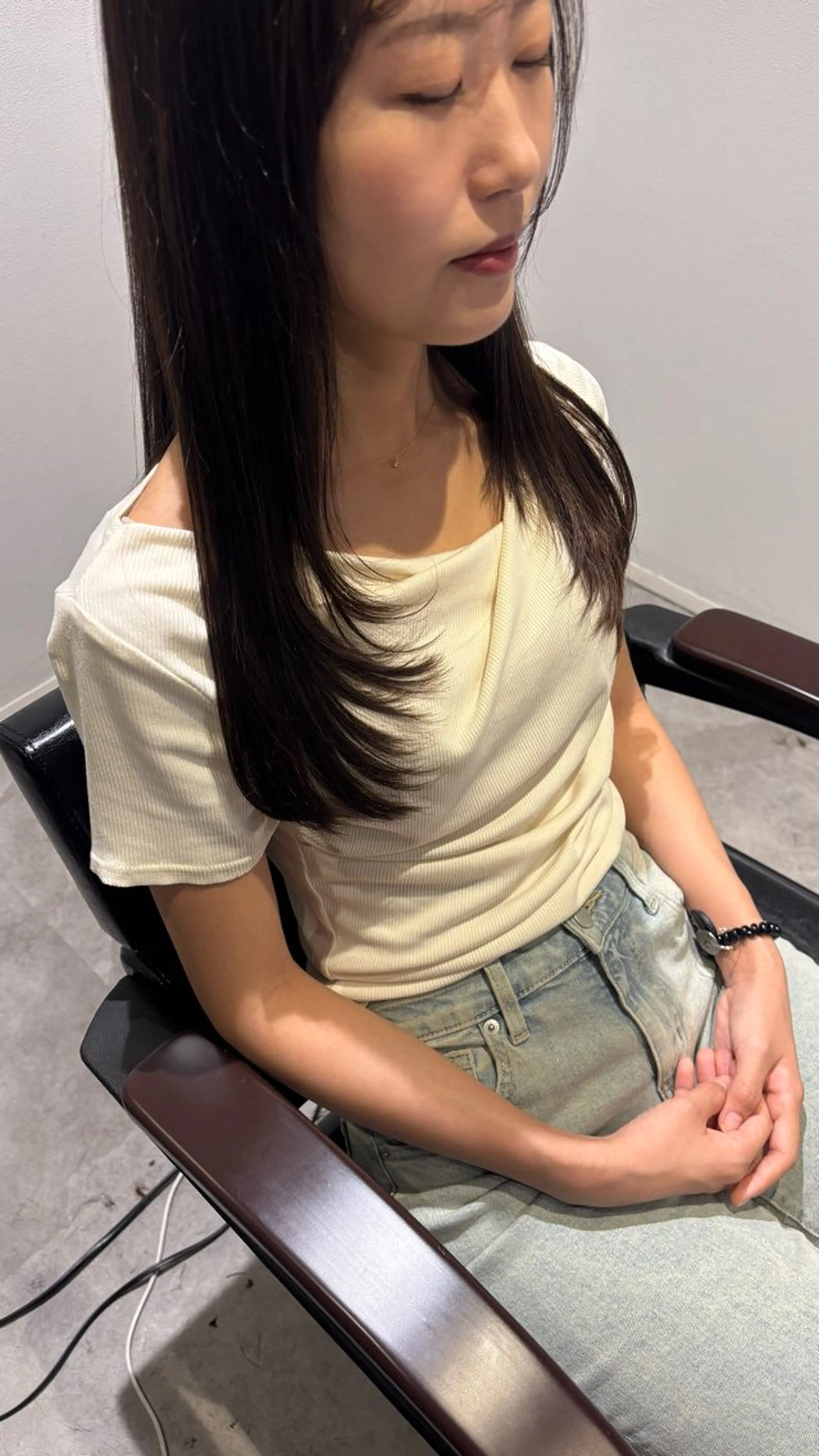 ロング レイヤーカット カット YURINO /ボブ ベージュ/ハイトーンのヘアスタイル