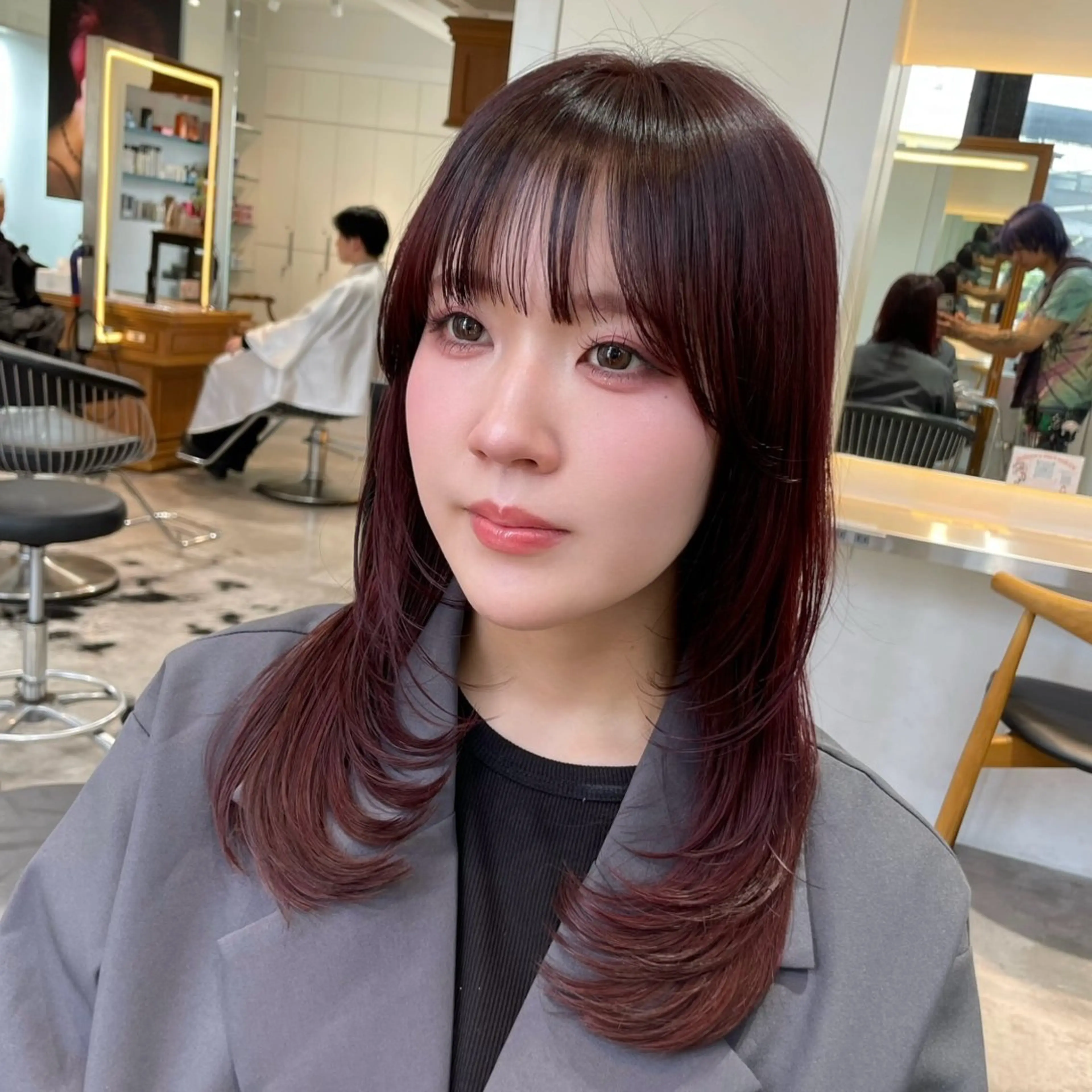ミディアム カラー カット ヘアカラー トリートメント レイヤー/透明感 カラー✩.*˚チャンのヘアスタイル