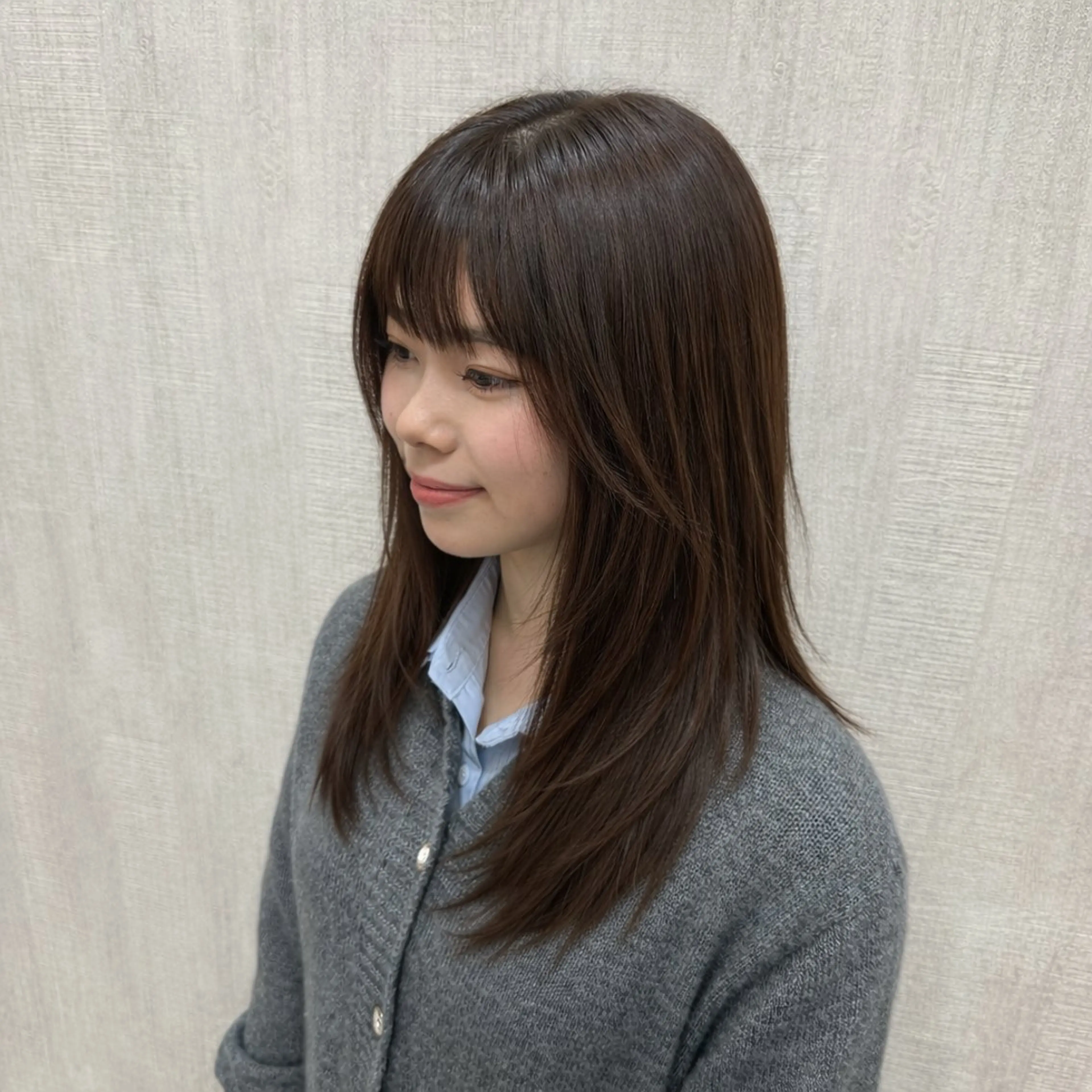 セミロング 顔周りカット レイヤーカット 小顔カット カット ヘアカラー トリートメント 店長✨レイヤー✖️ 髪質改善✖️韓国ヘアのヘアスタイル