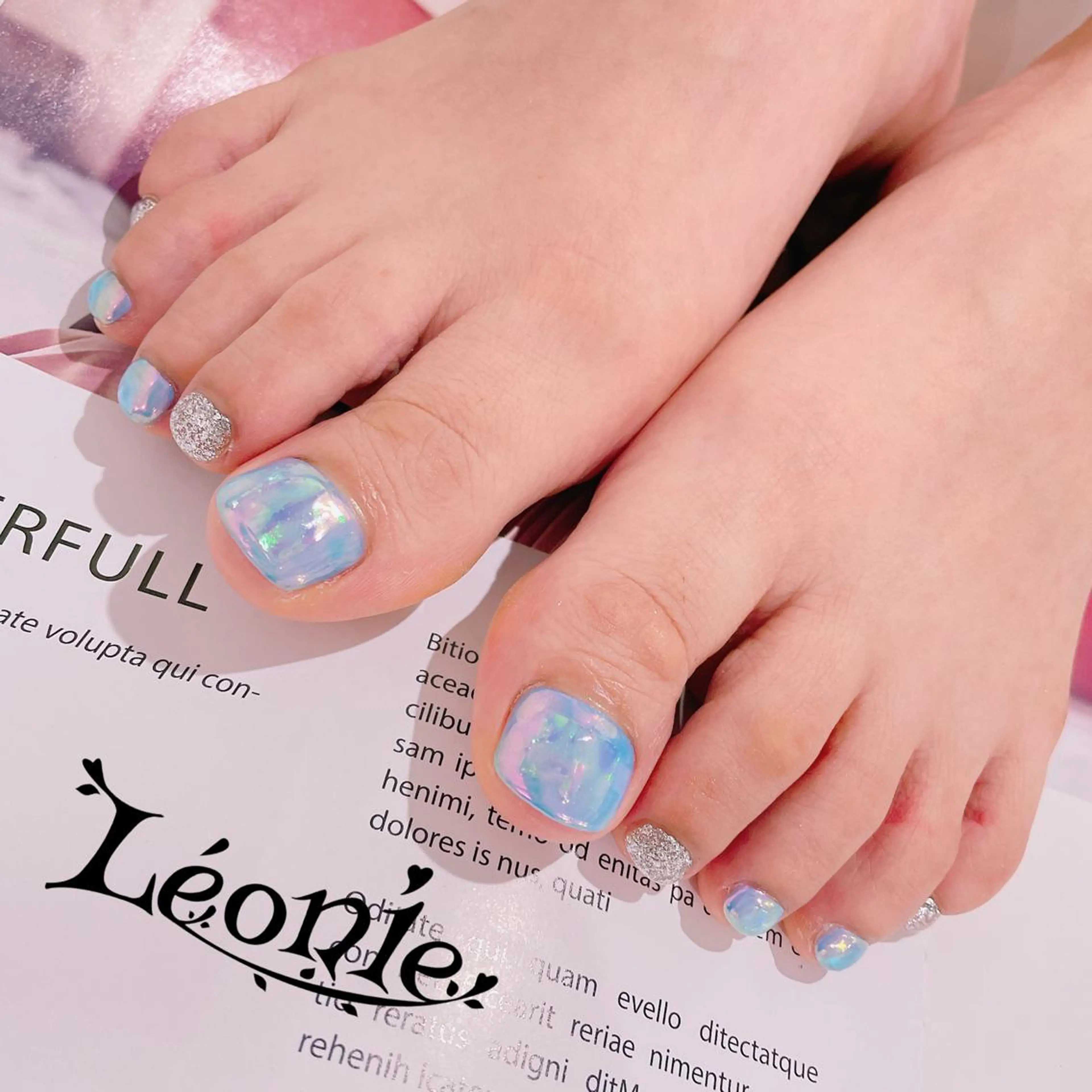 ネイル Leonie misuzu. oのネイルデザイン