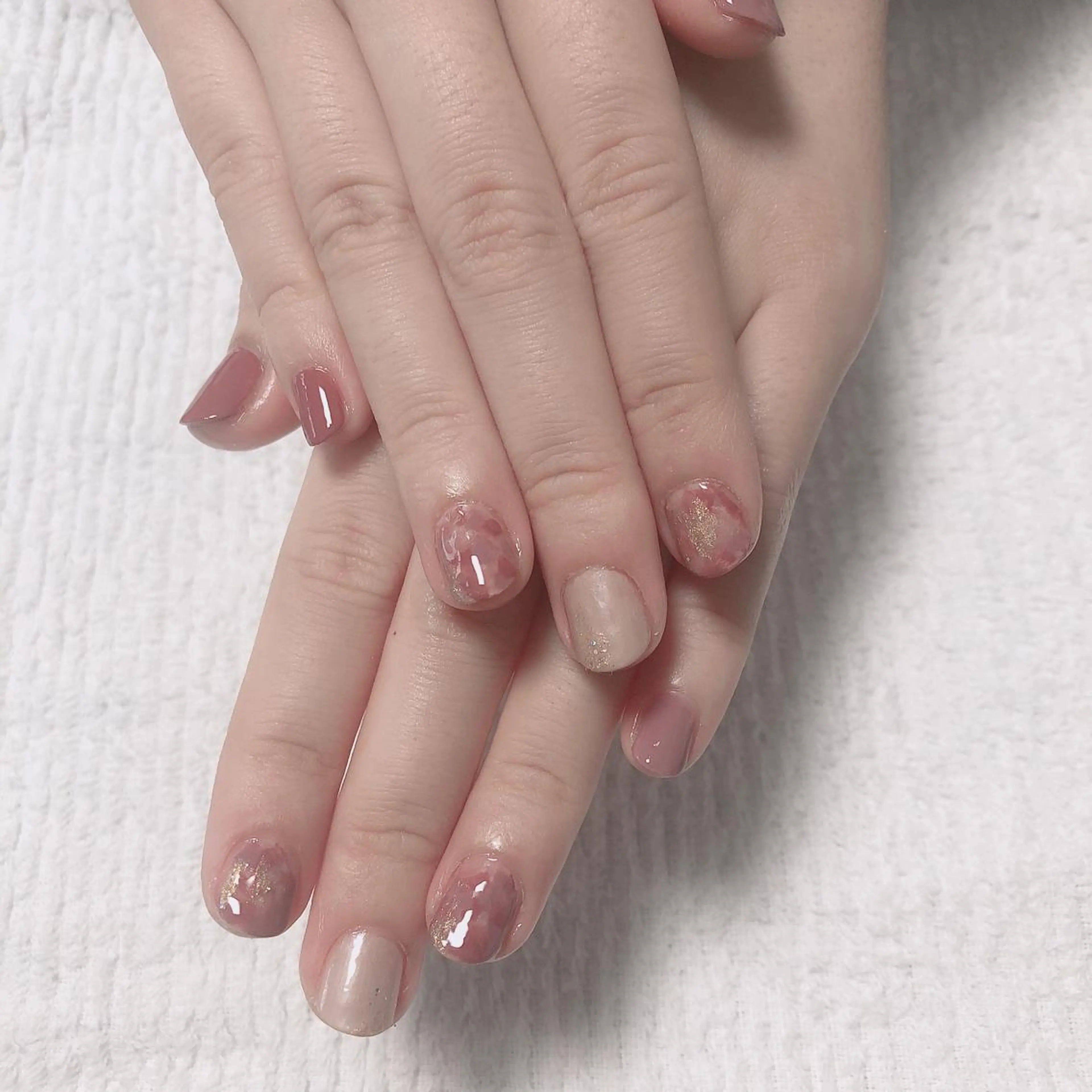 ネイル ニュアンスネイル 結城 怜菜のネイルデザイン