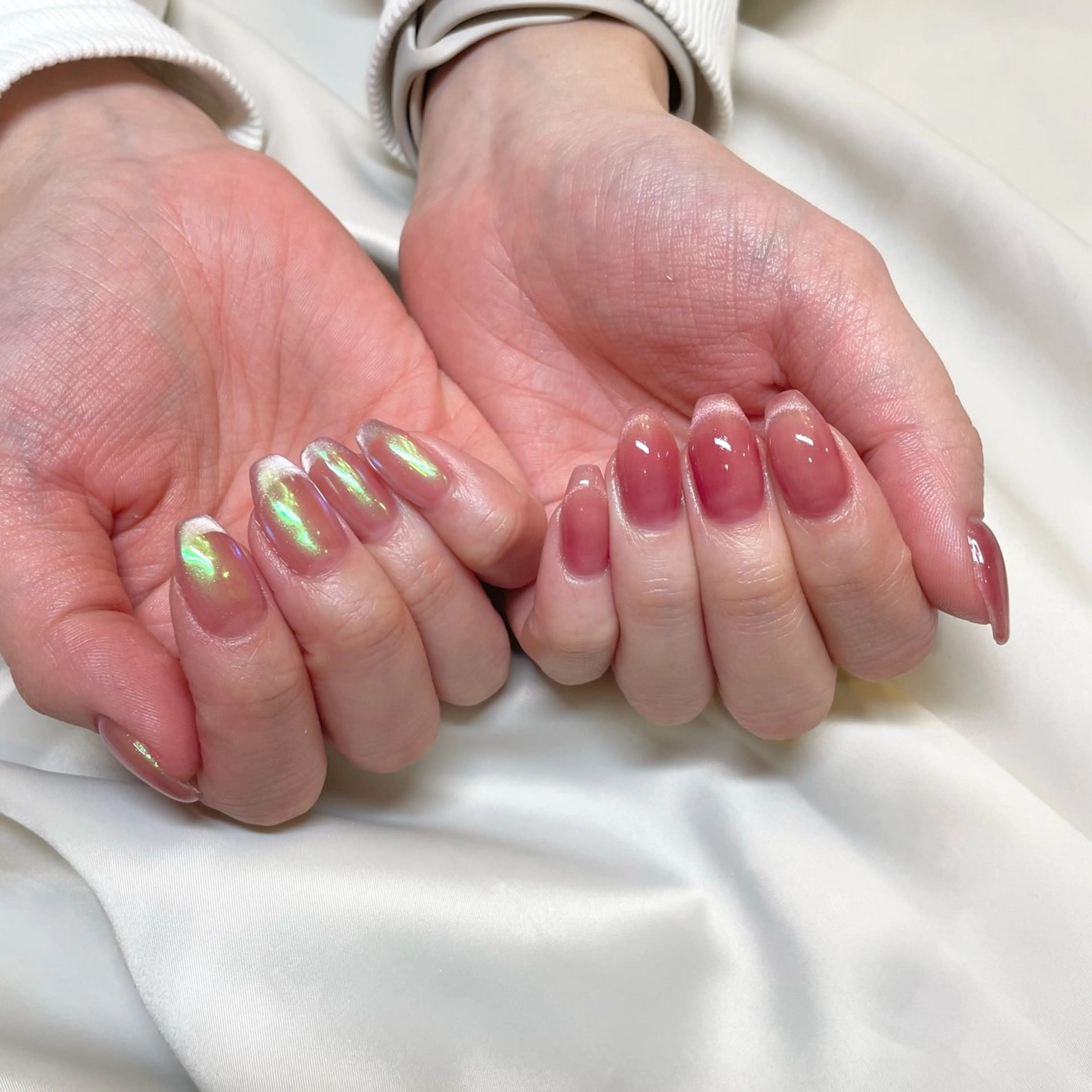 ネイル オーロラネイル フレンチネイル マグネットネイル マグネットフレンチ ハンドネイル ui nailのネイルデザイン