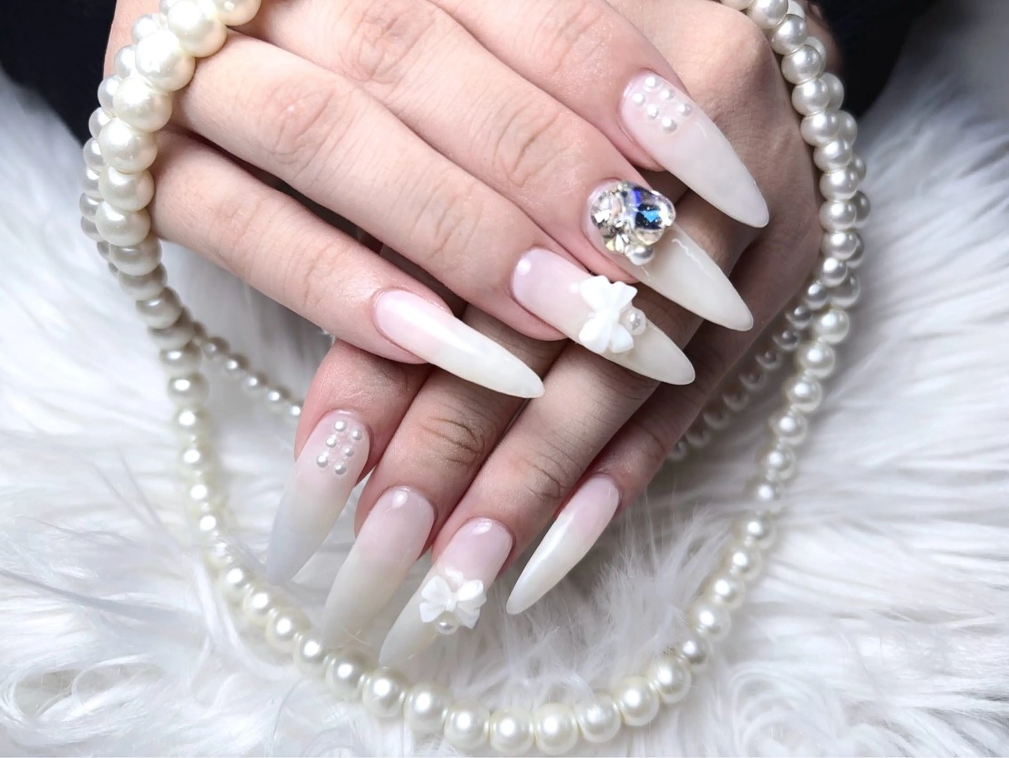 ネイル 長さ出し フレンチネイル ジェルネイル ガラスフレンチ 韓国ネイル ハンドネイル ハンドケア For U nail スカルプ専門店のネイルデザイン