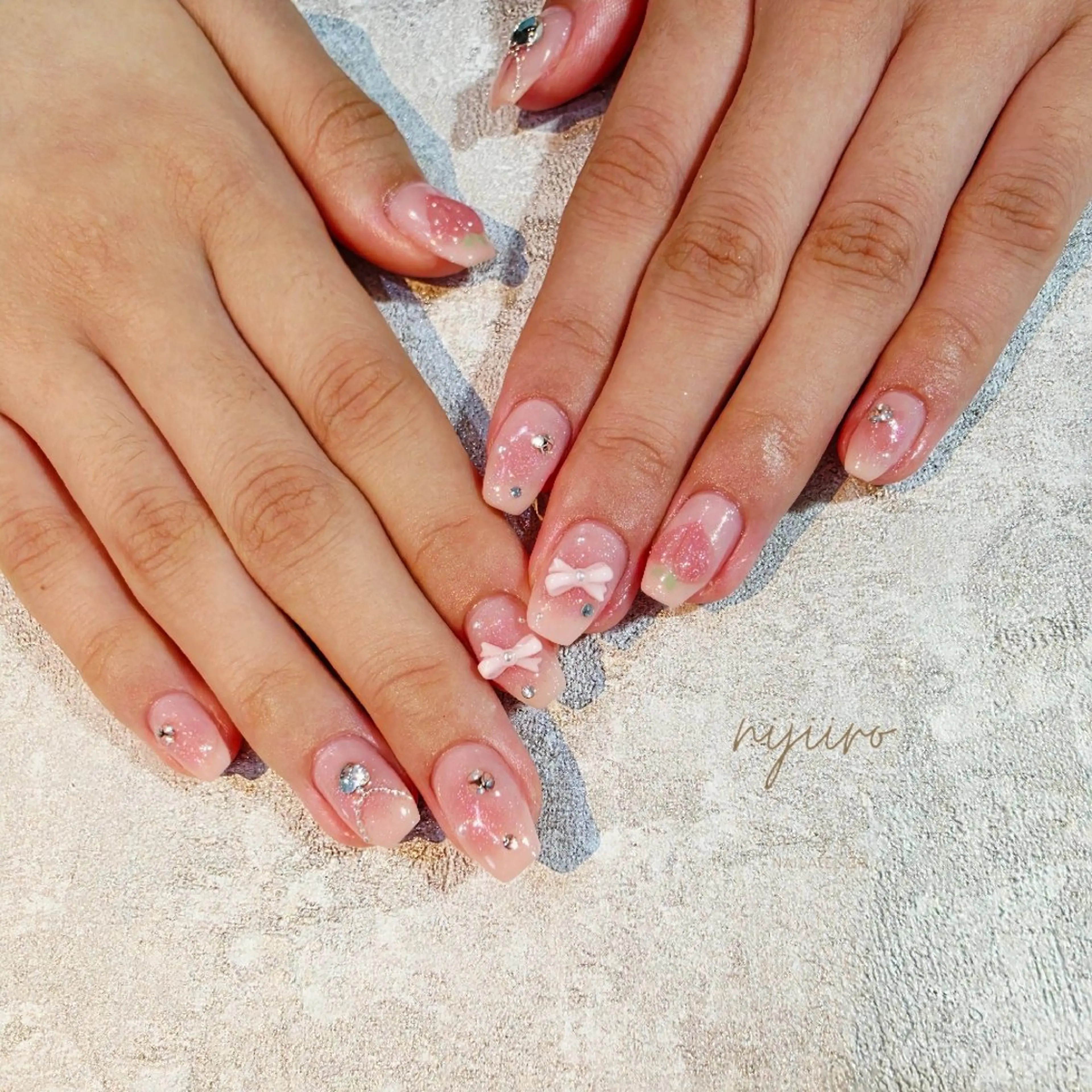 ネイル ハンドネイル nailatelier nijiiro.所属・nijiiro🌈 サトウのネイルデザイン