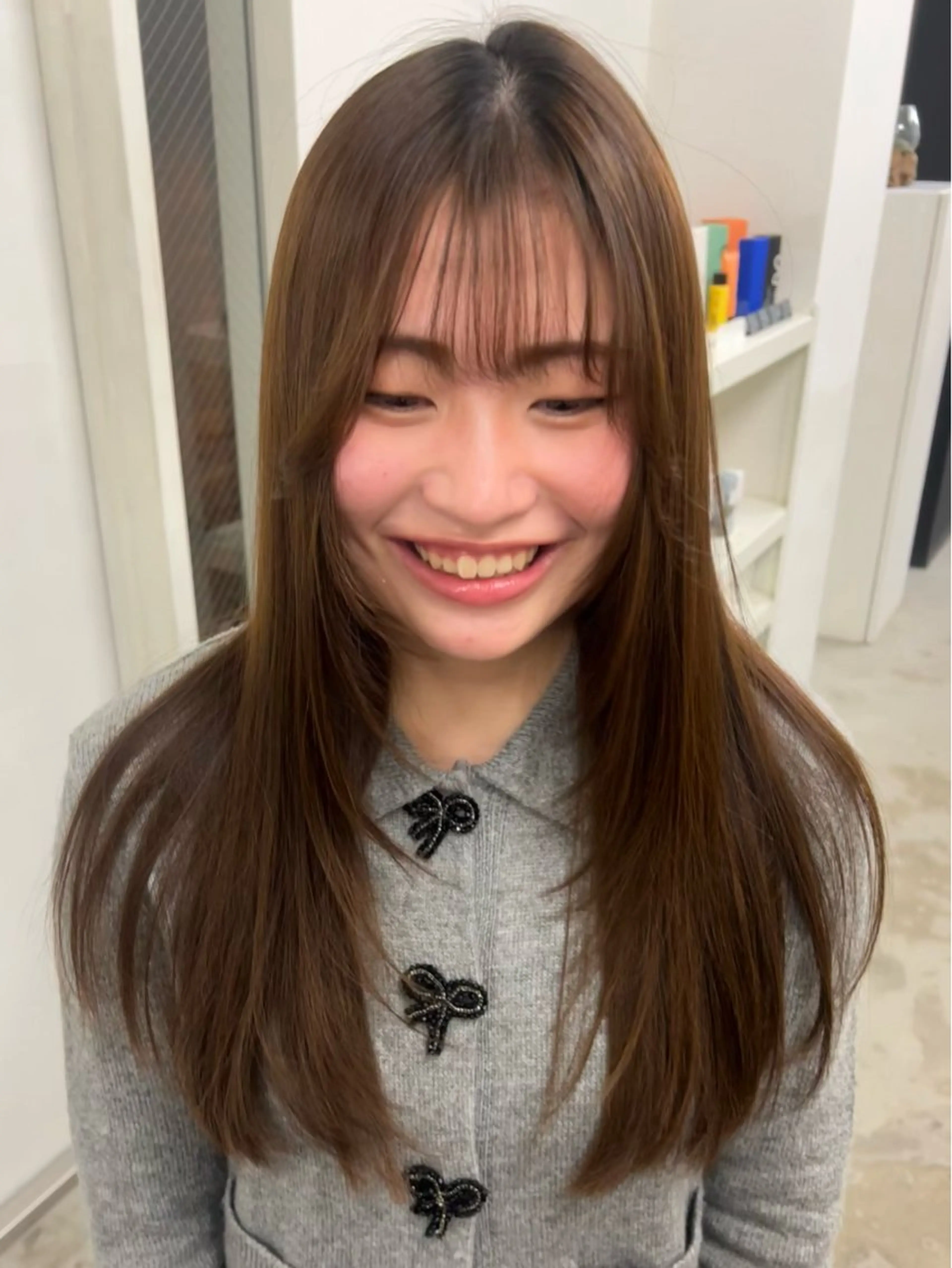 ロング 顔まわりレイヤー 顔周りカット レイヤーカット 赤瀬川 希咲のヘアスタイル